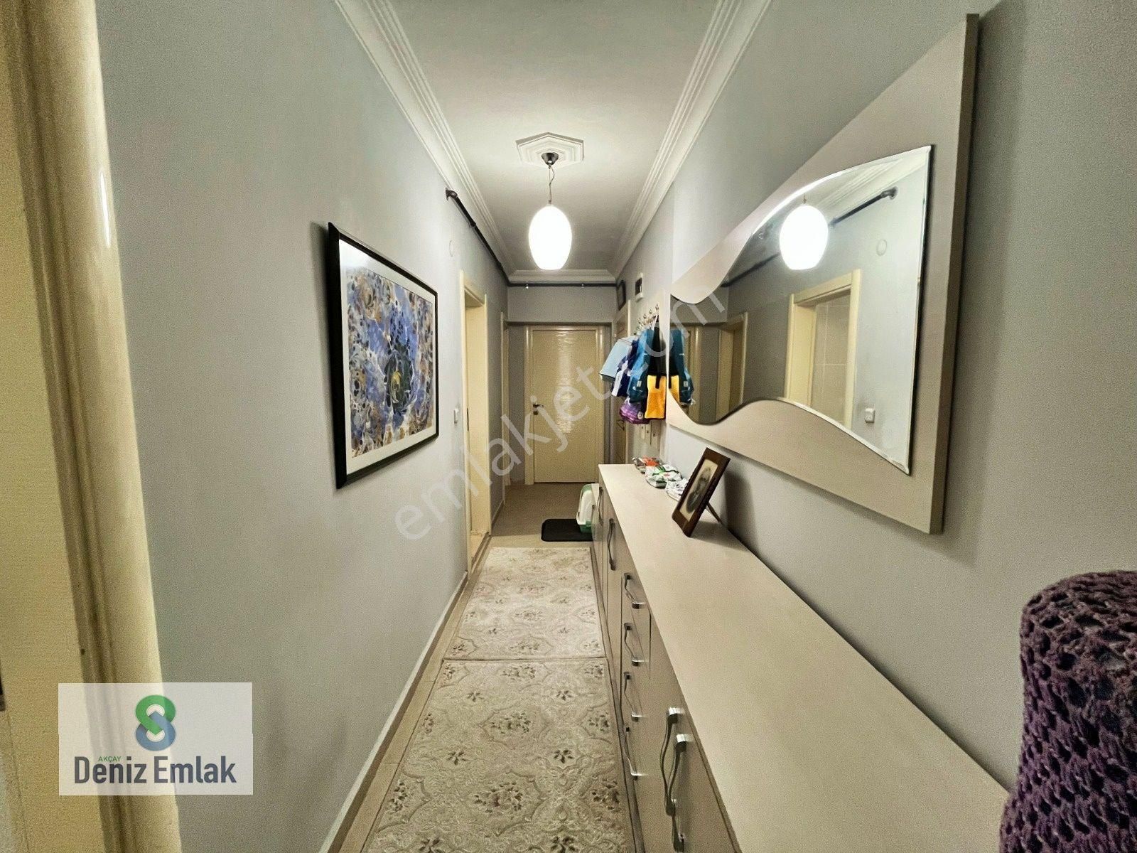 Denizden Akçay Sarıkızda Genç Binada Satılık 2+1 Daire. - Görsel 9
