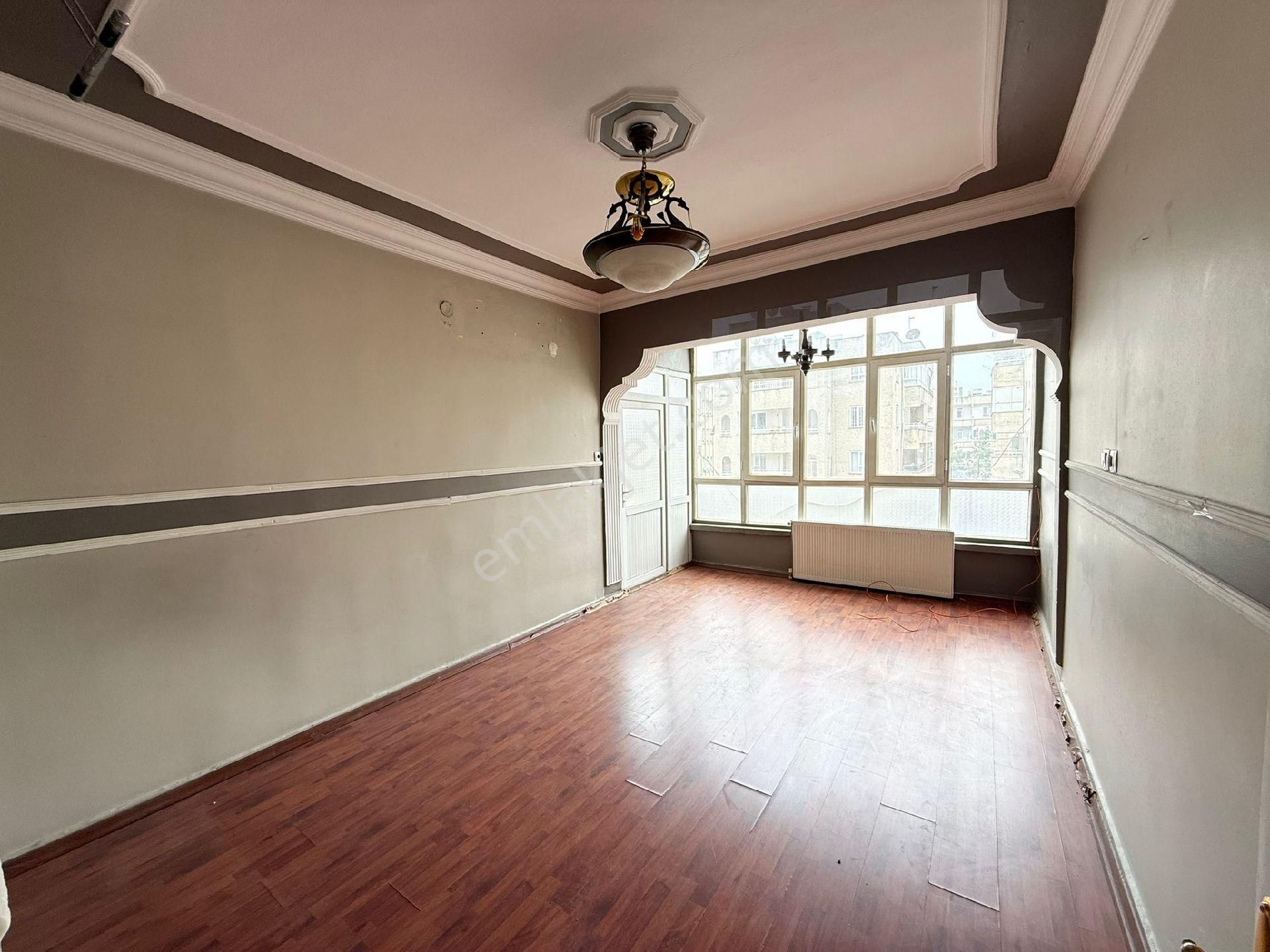 Cadde Seyran Emlaktan Satılık 4+1 - Görsel 14