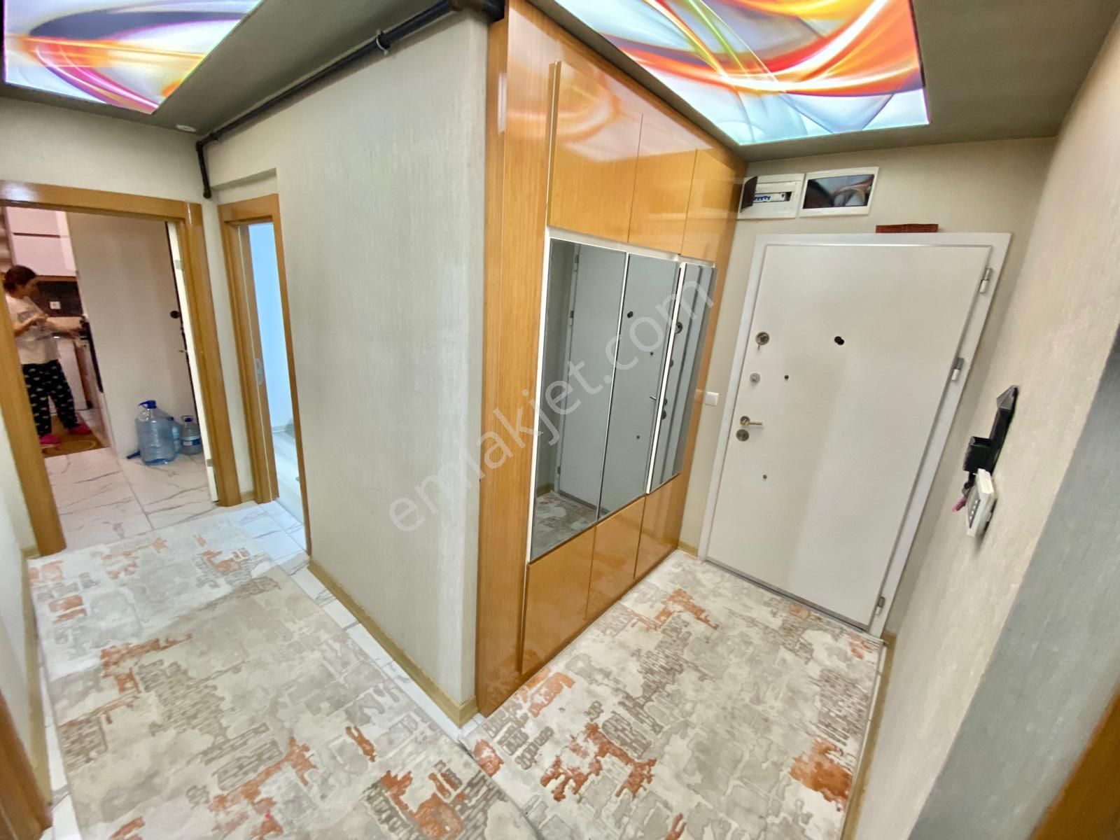 Yılmaz Gayrimenkul'den M.kemal Mah 3+1 Y.giriş Katta 3.849 Pazarlıklı Ultra Lüxyapılı 130m2 Daire - Görsel 31