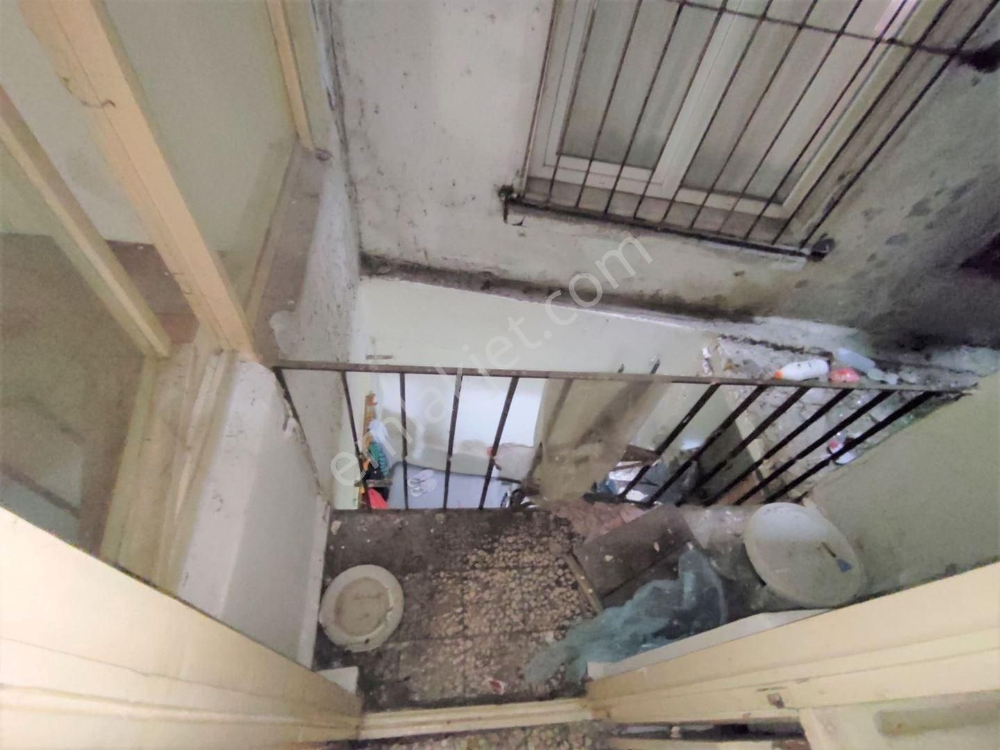 Fatih Yedikule' De Merkezi Konumda Yüksek Giriş Satılık 2+1 - Görsel 9