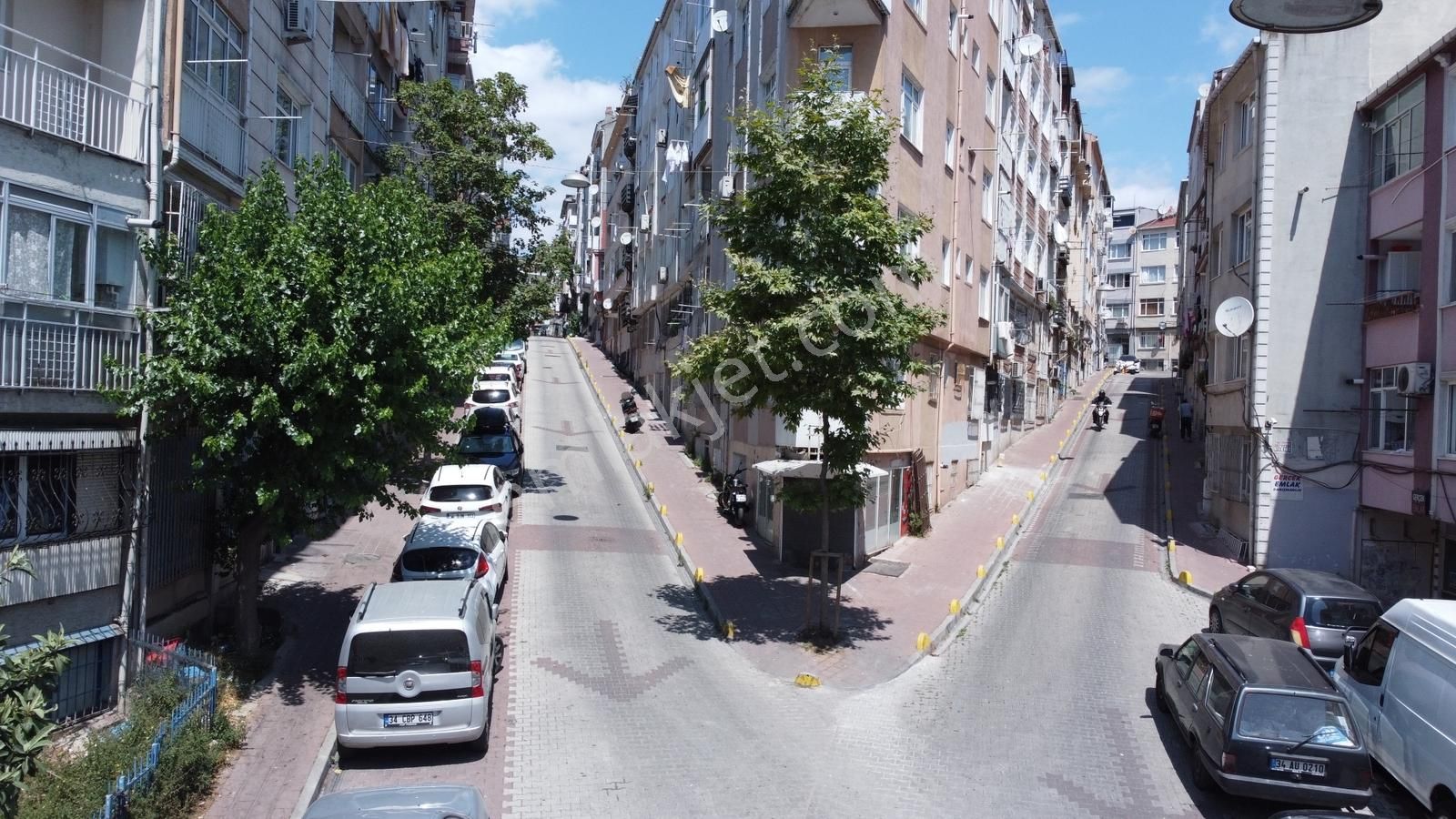 Altınemlaktan Kocamustafapaşada Deniz Manzaralı 2+1 Daire - Görsel 31