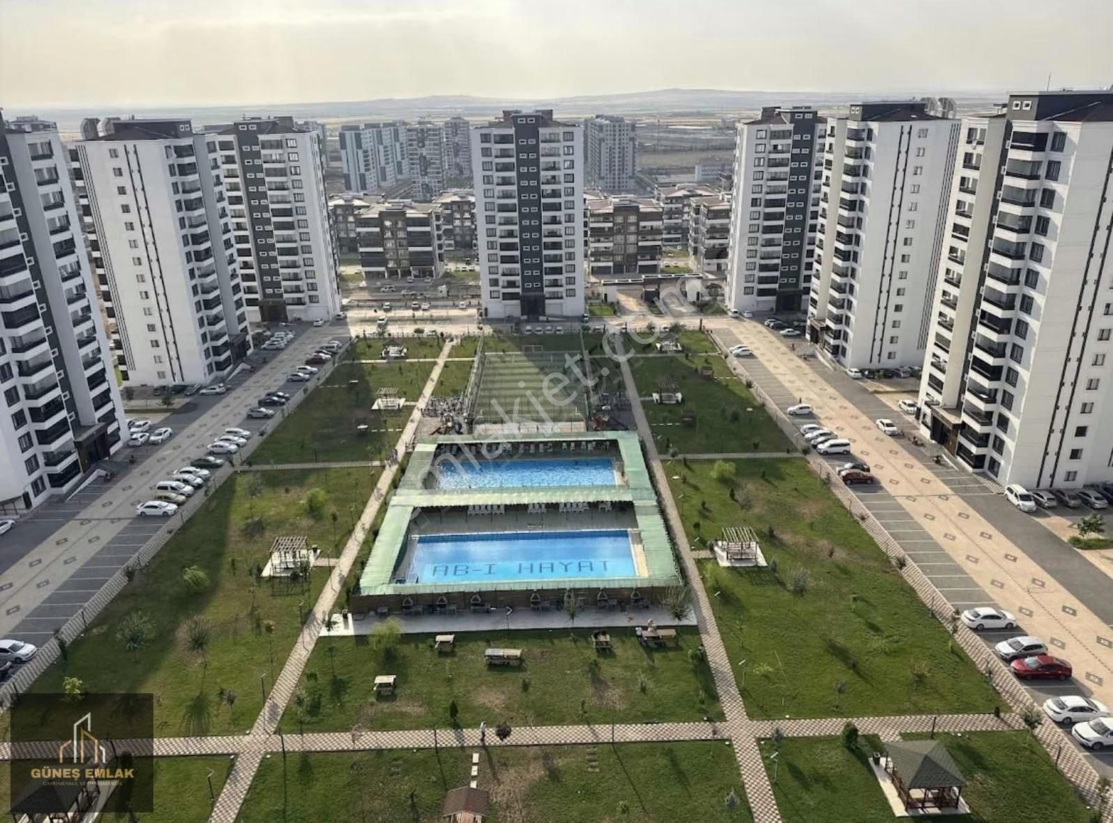 Güneş Gayrimenkul Den Acil Satılık Abı Hayat Ta Daire