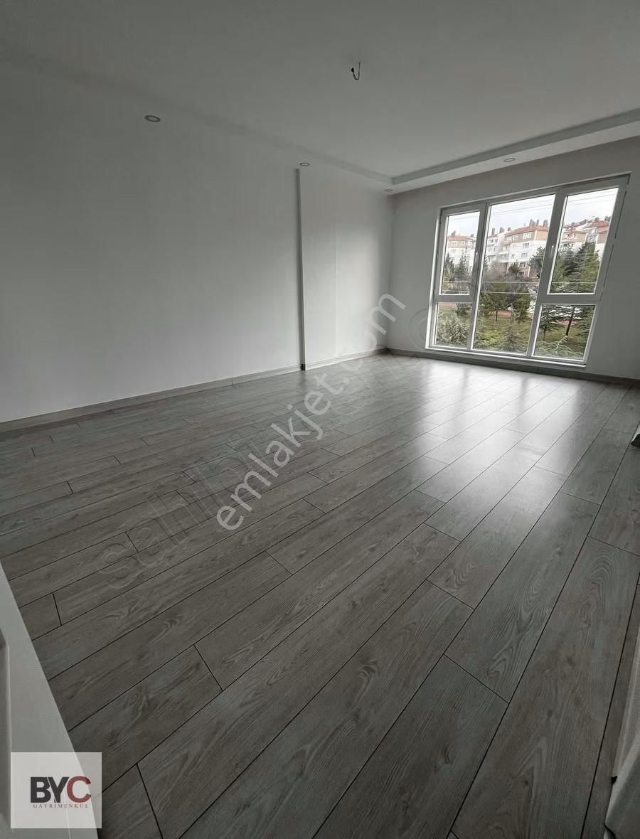 Byc Den Kıbrıs Mahallesinde Ful Yapılı 3+1 Kiralık Daire - Görsel 4