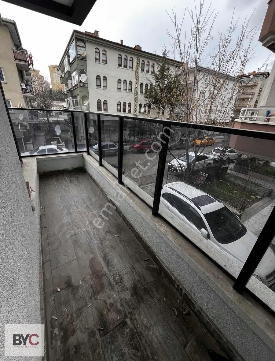 Ankara Hastanesi Karşısında Eşyalı Kiralık 1+1 Yeni Bina Daire - Görsel 3