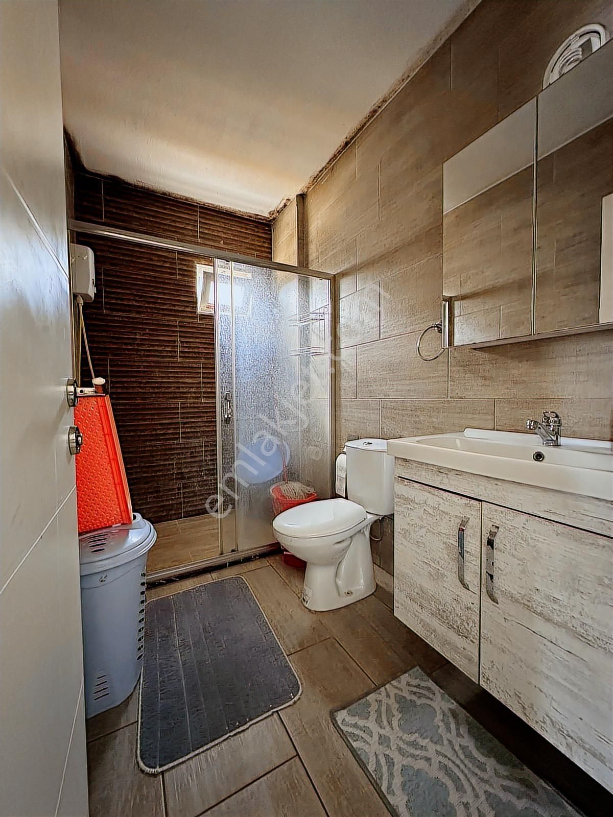 Yeniköy Mahallesinde 1+1 Emsallerine Göre Geniş Kiralık Daire - Görsel 14