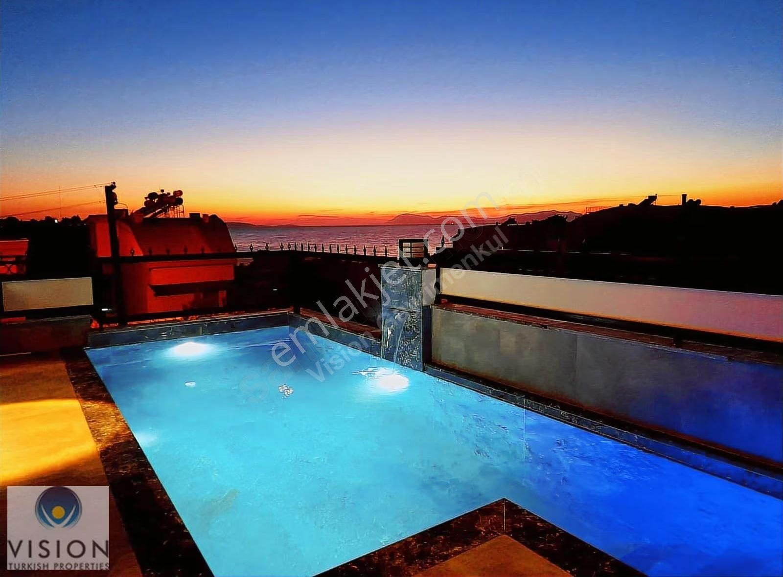 Didim Mavişehirde Deniz Manzaralı 3+1 Tam Müstakil Havuzlu Villa