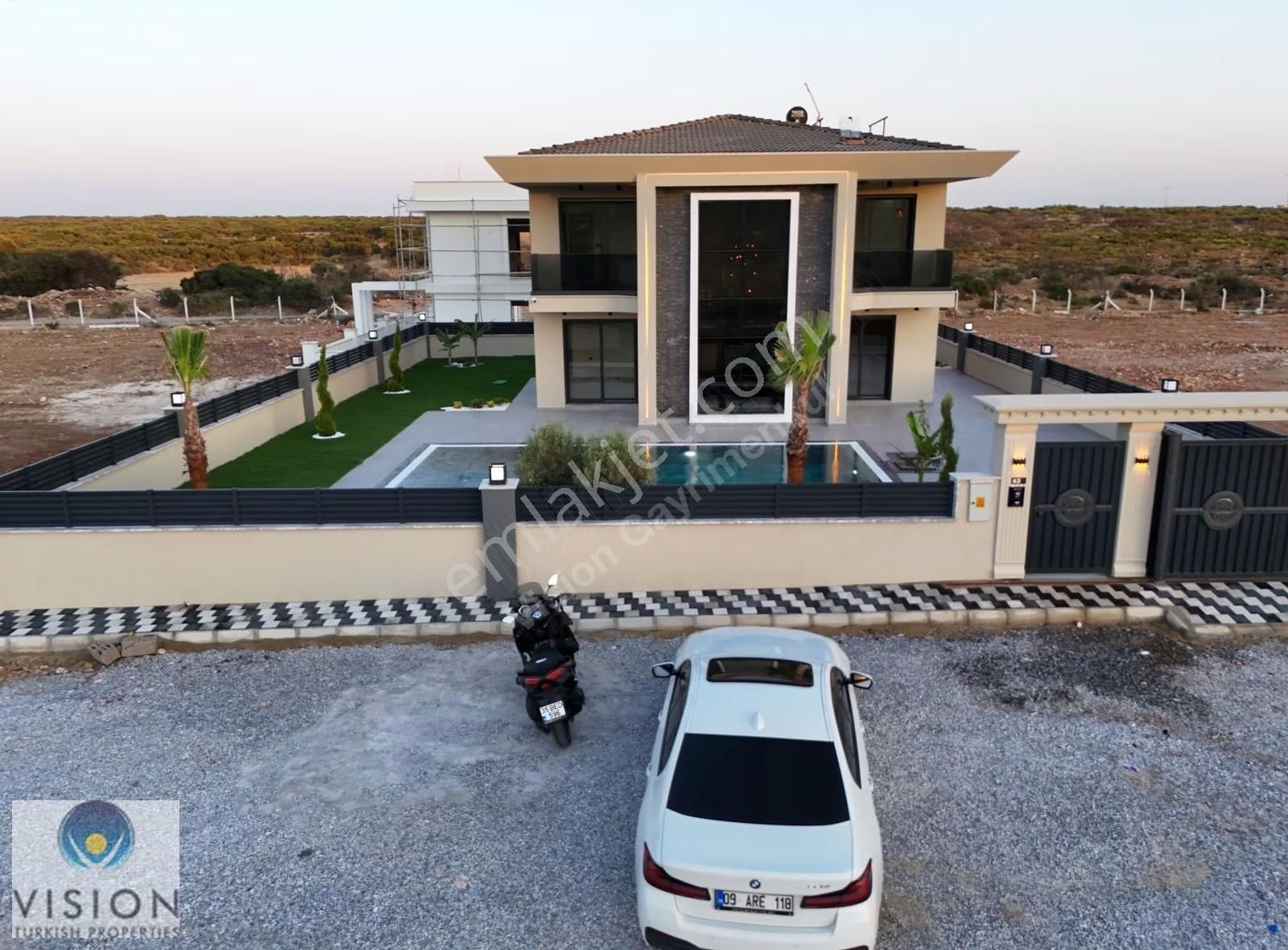 Didimde Denize Yakın Tam Müstakil 500 Metrekare Arsalı 4+1 Villa - Görsel 30