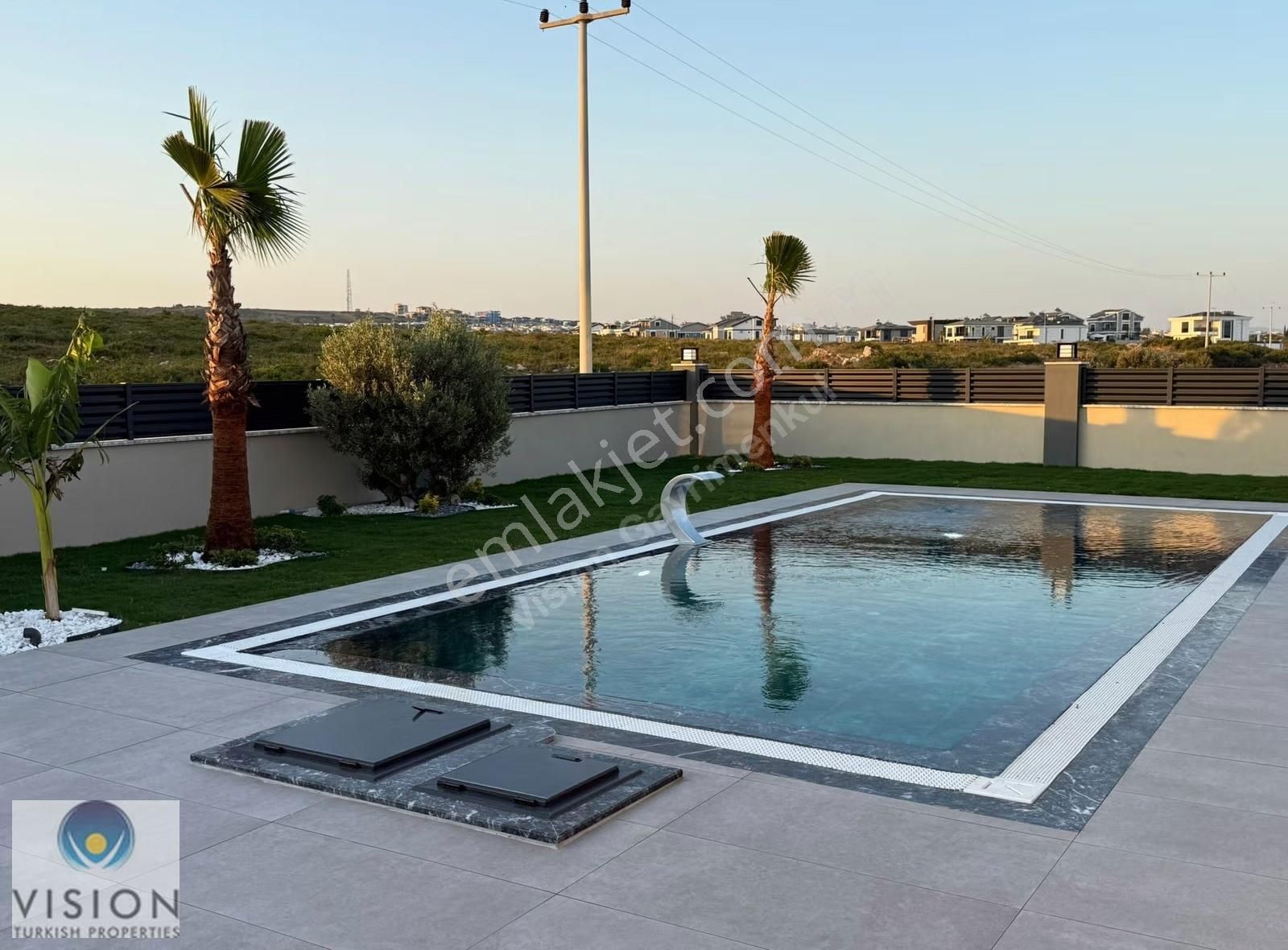 Didimde Denize Yakın Tam Müstakil 500 Metrekare Arsalı 4+1 Villa - Görsel 13