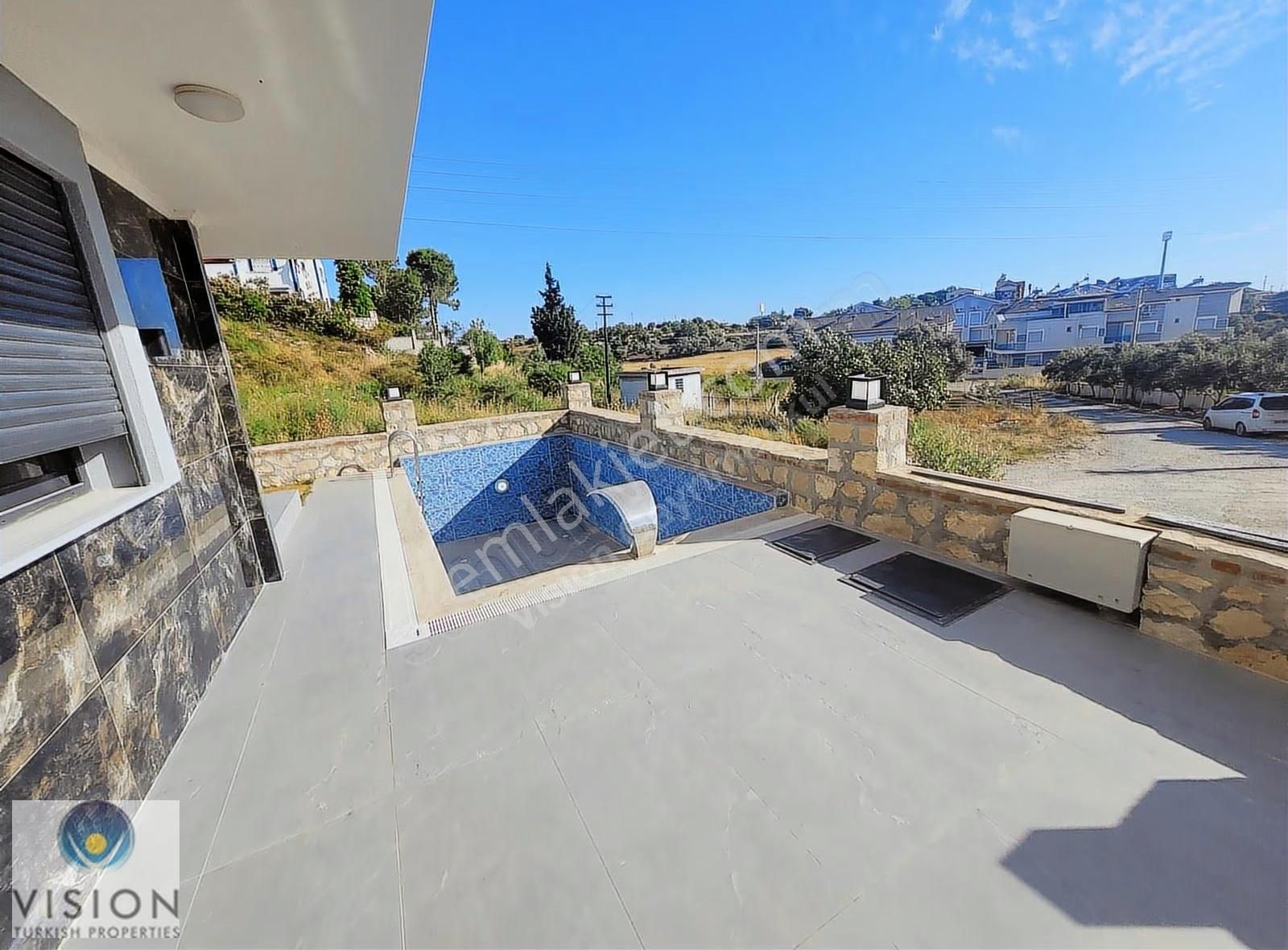 Didimde Havuzlu Köşebaşı 3+1 Ayrı Mutfak Tam Müstakil Villa - Görsel 35