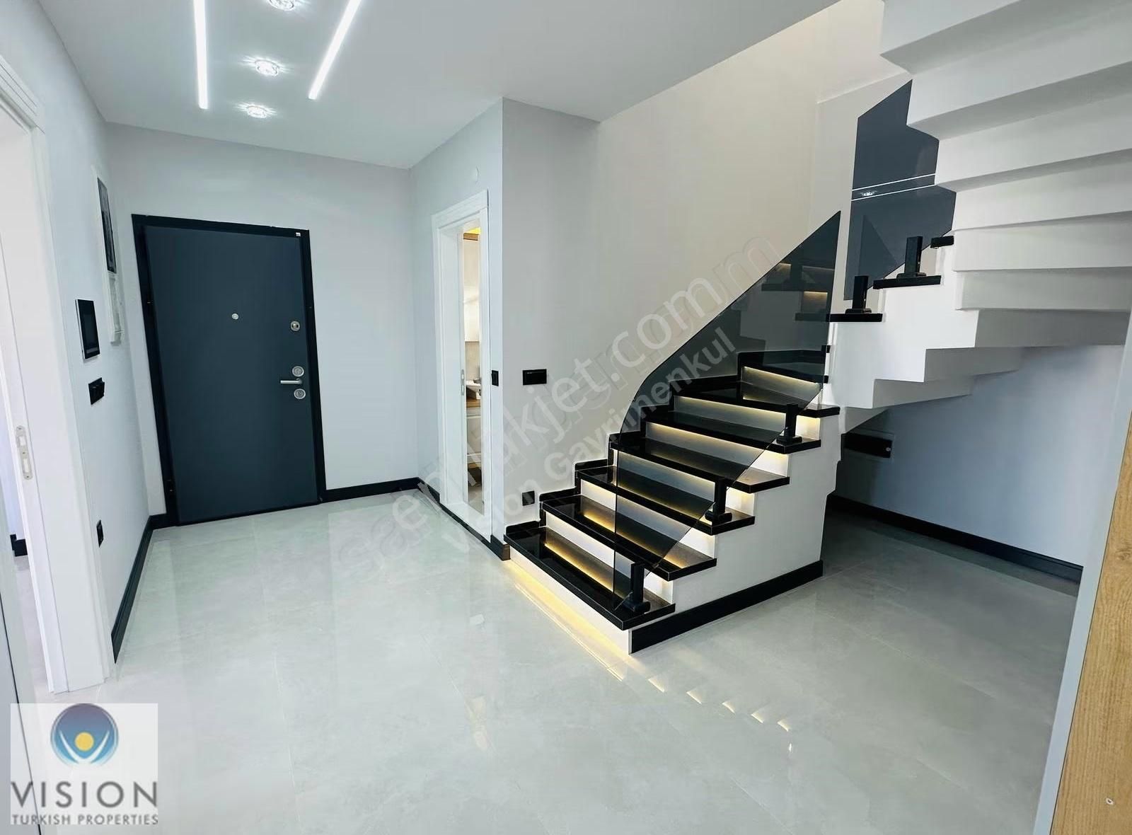 Didimde Alt Katta Odası Olan 4+1 Ayrı Mutfak Tam Müstakil Villa - Görsel 9