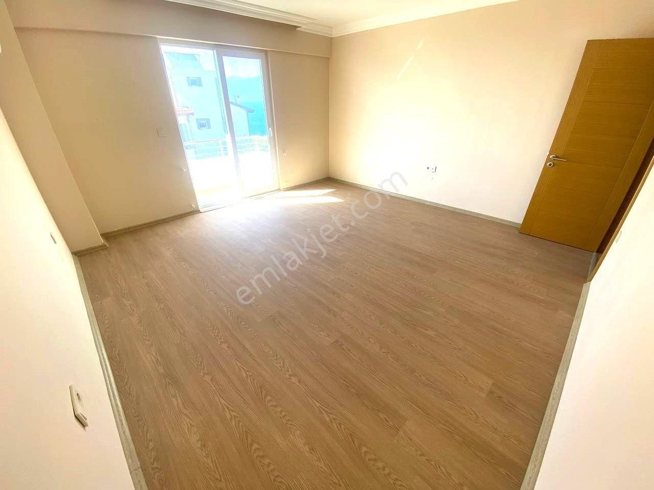 🟥 Aktiften Pelitköyde Hem Denize Hem Doğaya Yakın Havuzlu Satılık 3+1 Villa - Görsel 9