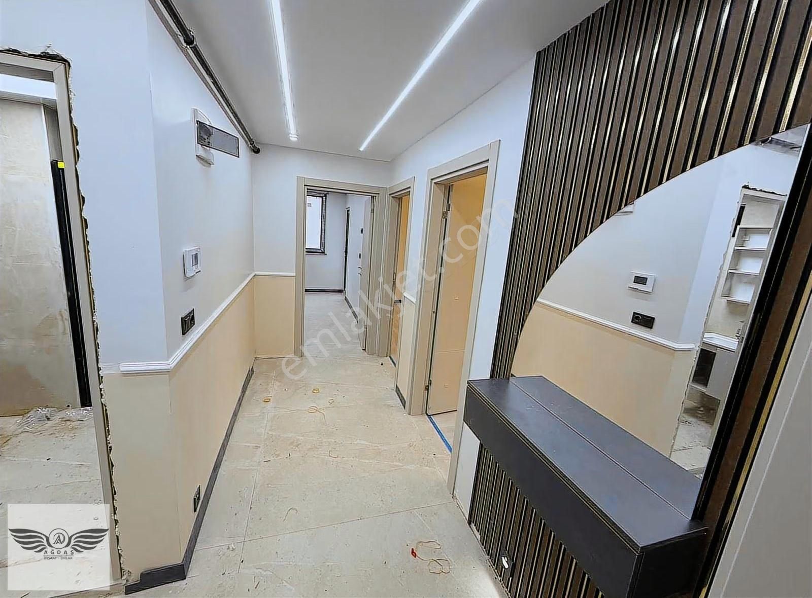Merkezi Konumda 2+1 Ultra Lüks Ön Cephe Sıfır Daire - Görsel 8