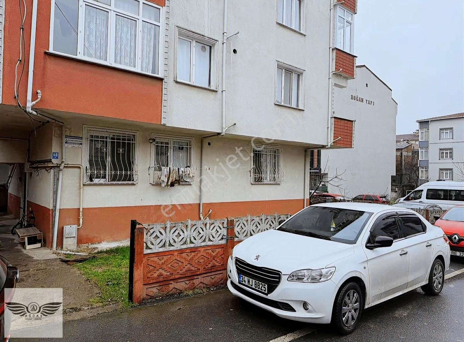 Merkezi Konumda Yüksek Giriş 2+1 Satılık Daire - Görsel 2