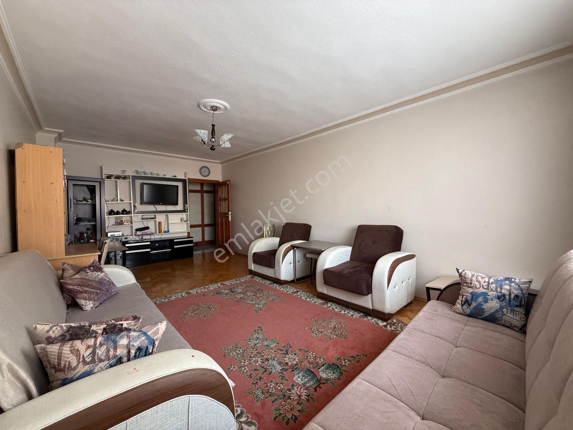 Uyanış Mahallesinde Bagımsız Acill 3+1 - Görsel 2