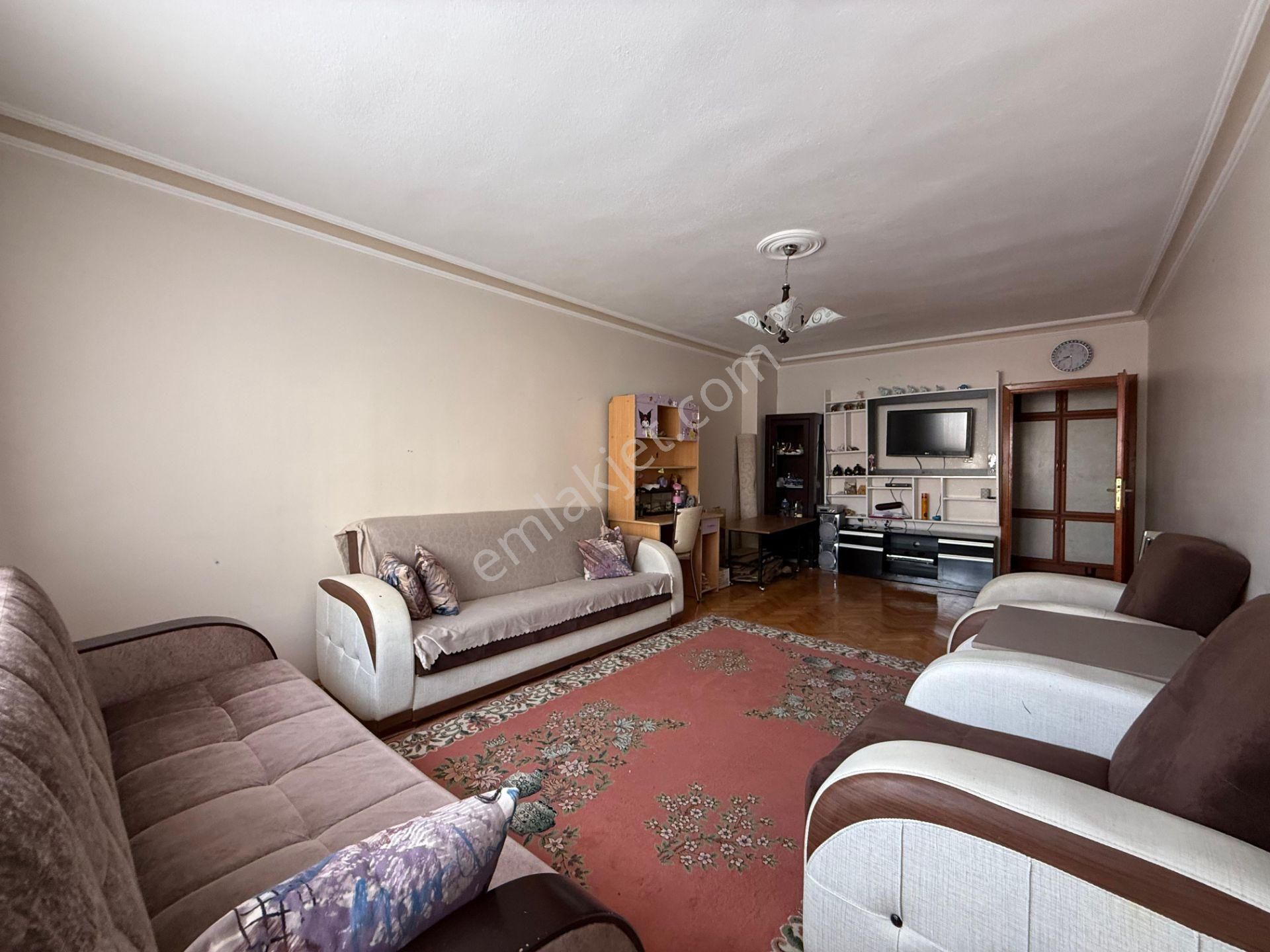 Uyanış Mahallesinde Bagımsız Acill 3+1 - Görsel 3