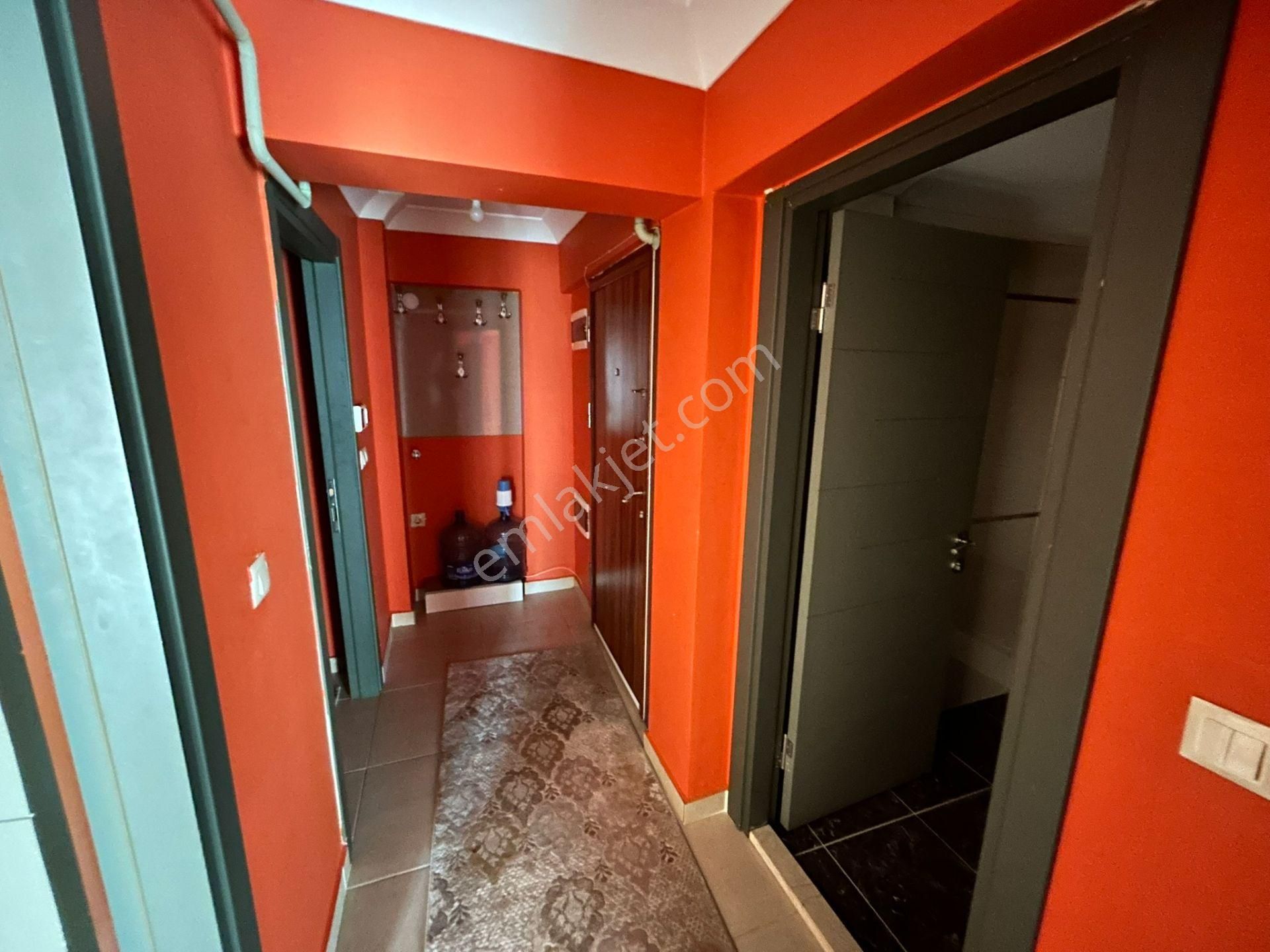 Cihan Emlaktan Ordu Caddesi Üzerinde Eşyalı Kiralık Asansörlü, Yeni 1+1 Daire - Görsel 8