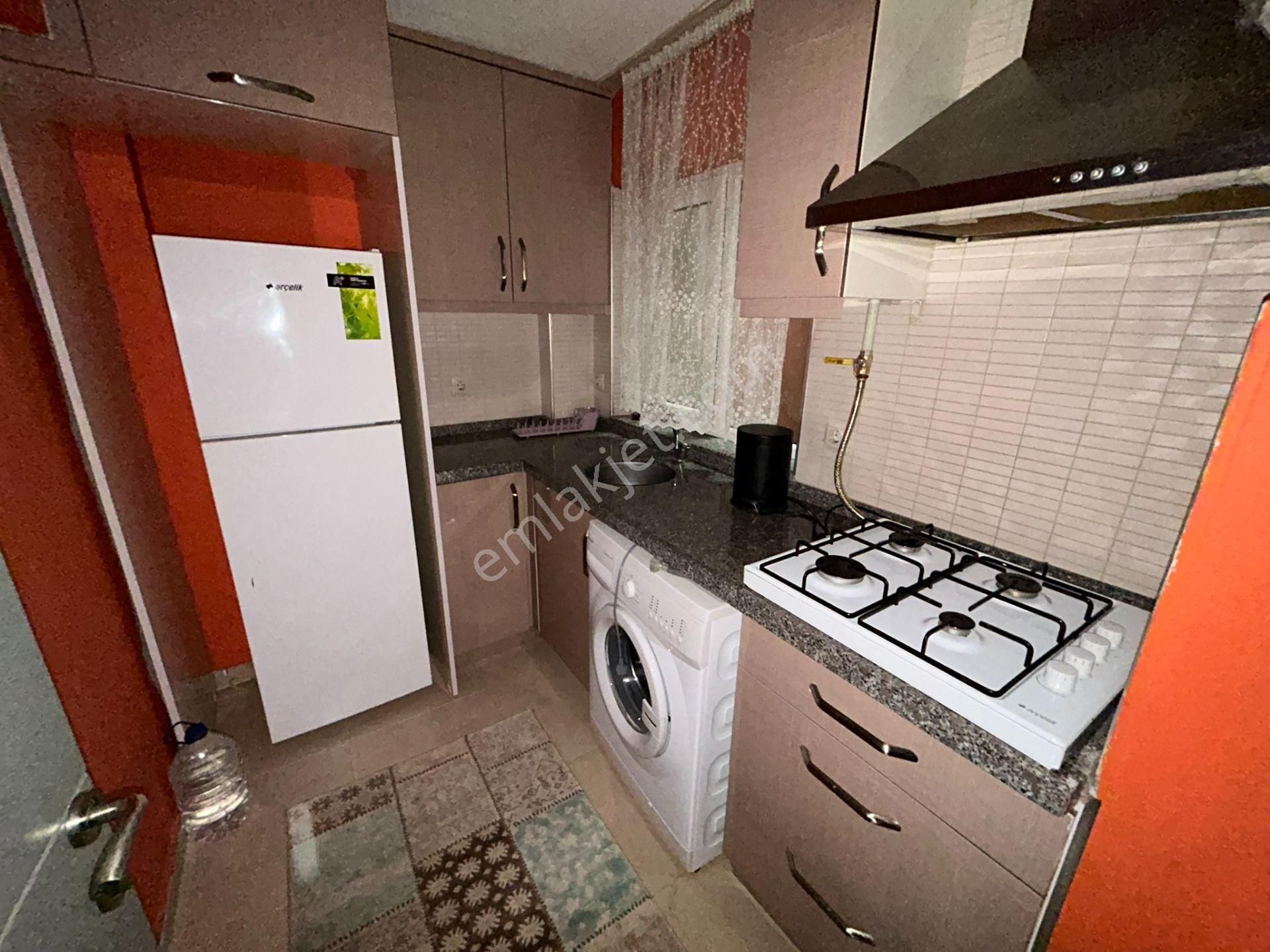 Cihan Emlaktan Ordu Caddesi Üzerinde Eşyalı Kiralık Asansörlü, Yeni 1+1 Daire - Görsel 15