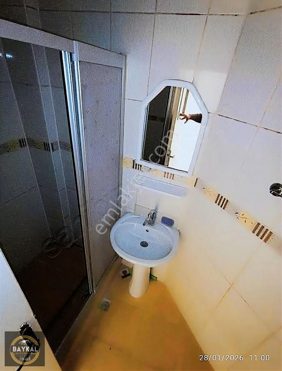 Tuna'da Baykal Gayrimenkul'den 3+1 Geniş Daire - Görsel 9