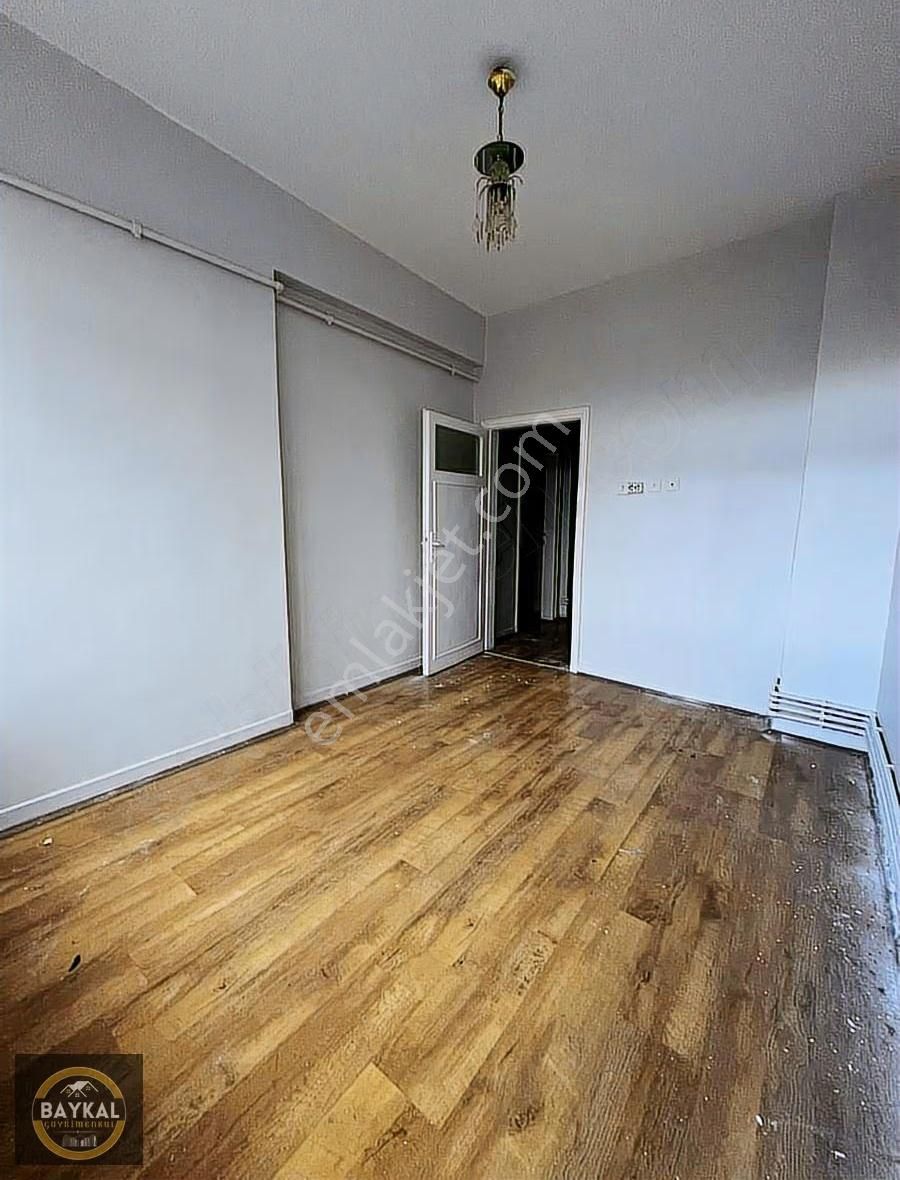 Mevlana'da 1.caddede 2+1 Ortakat Daire - Görsel 19