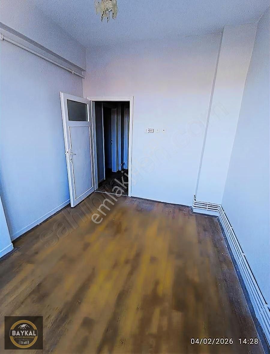 Mevlana'da 1.caddede 2+1 Ortakat Daire - Görsel 15