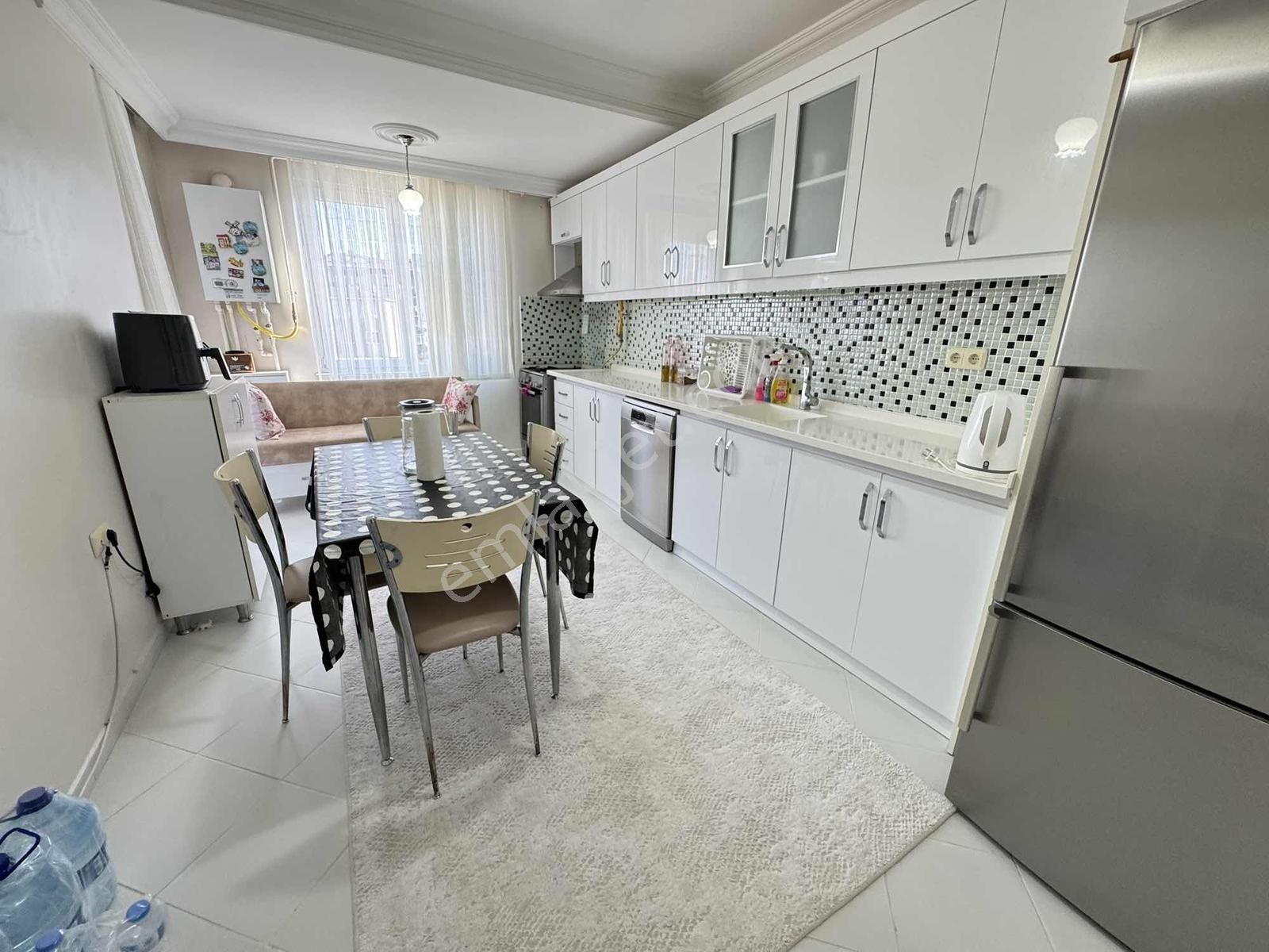 Delfa Emlaktan Belediye Meydanında Mükemel 2+1 Daire - Görsel 21