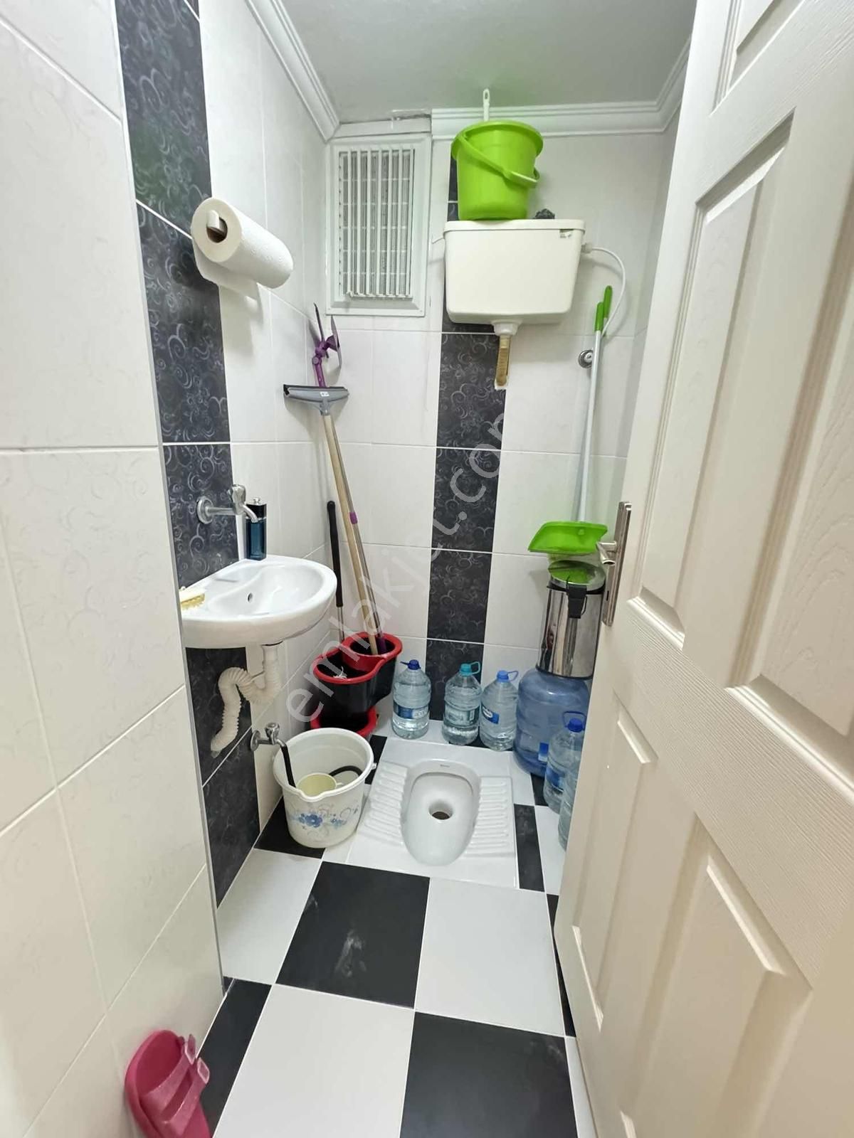 Delfa Emlaktan Belediye Meydanında Mükemel 2+1 Daire - Görsel 17