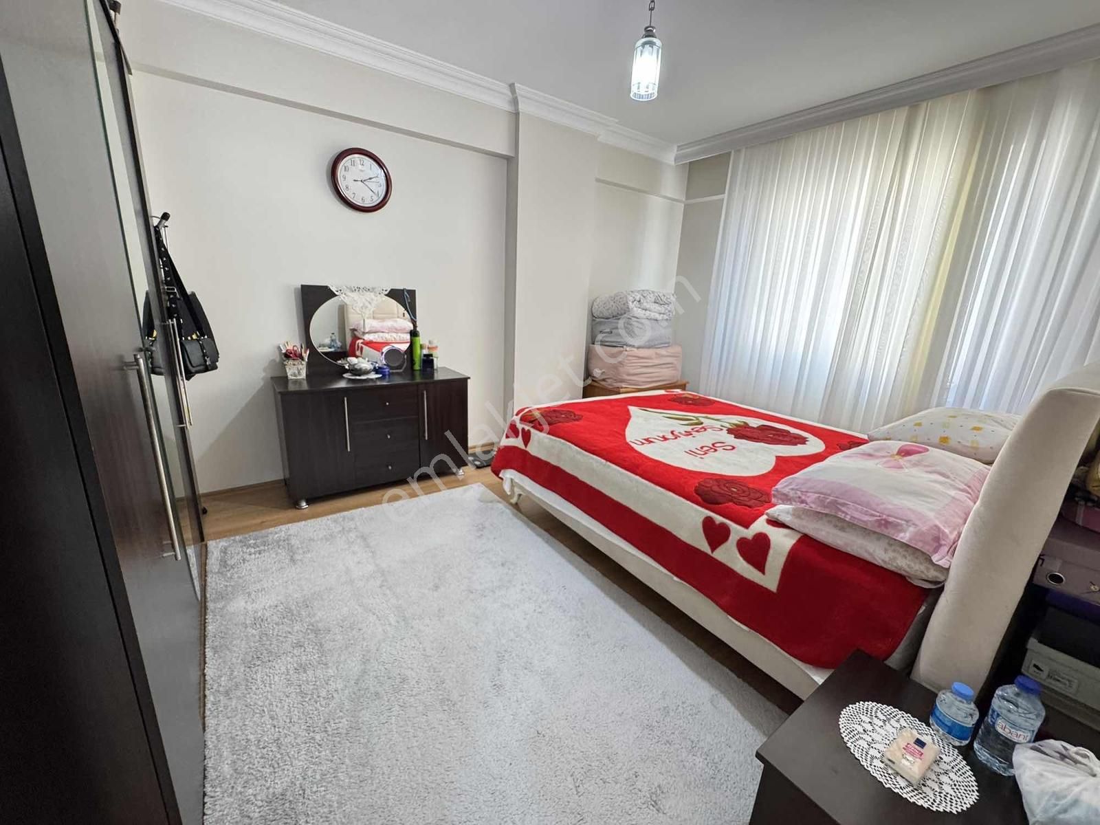 Delfa Emlaktan Belediye Meydanında Mükemel 2+1 Daire - Görsel 14