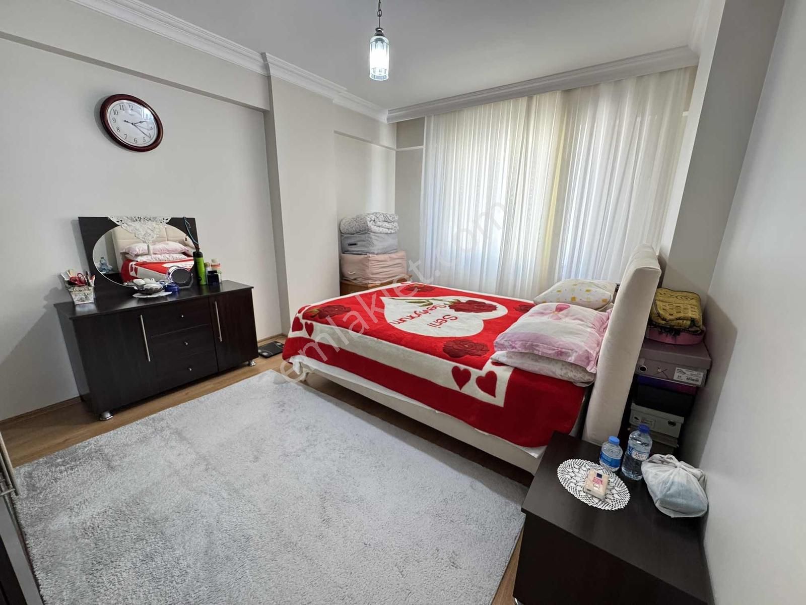 Delfa Emlaktan Belediye Meydanında Mükemel 2+1 Daire - Görsel 6