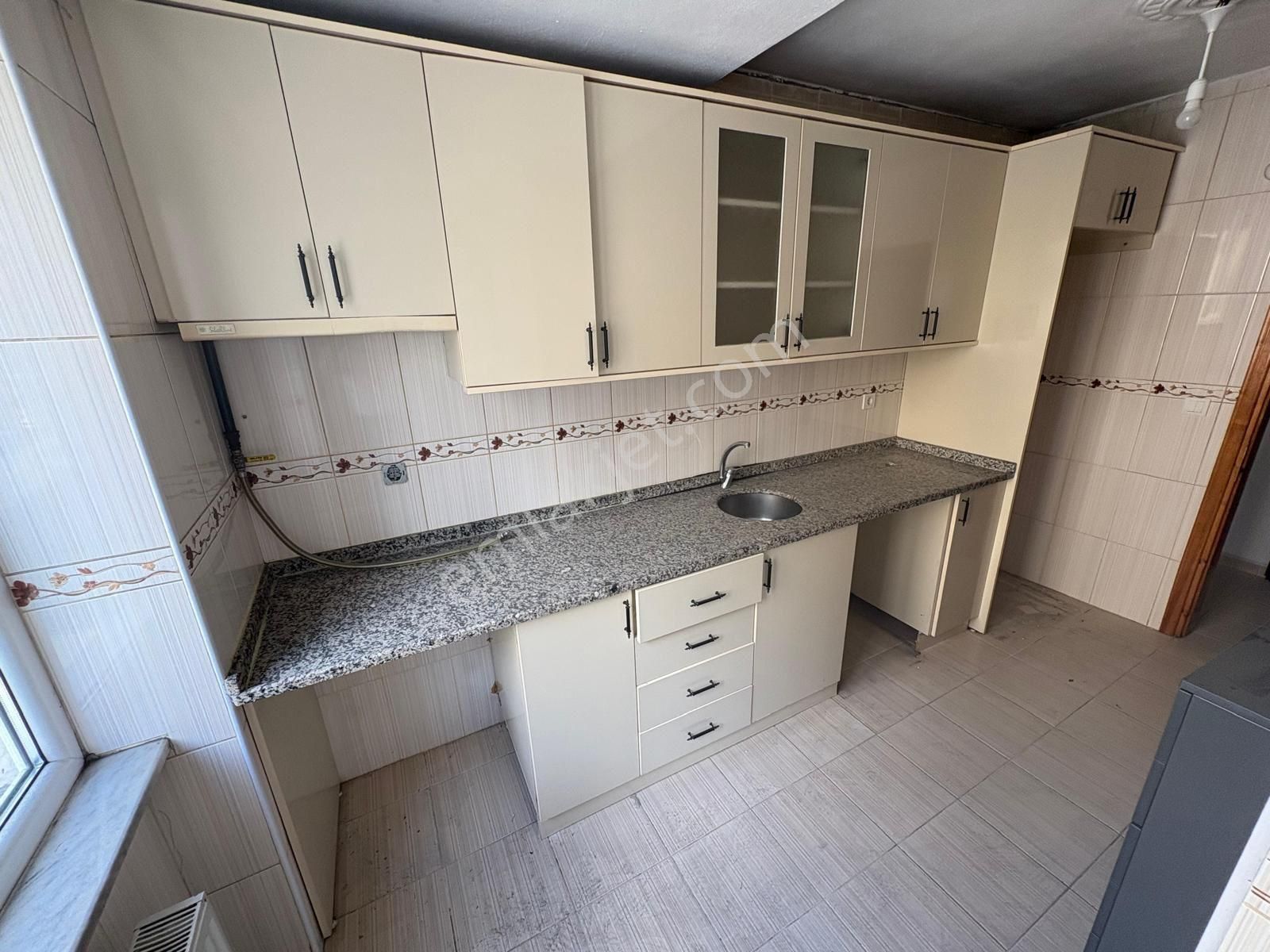 Aydın İnş.cebeci Mah 2+1 75m2 4.kat Asansörlü - Görsel 5