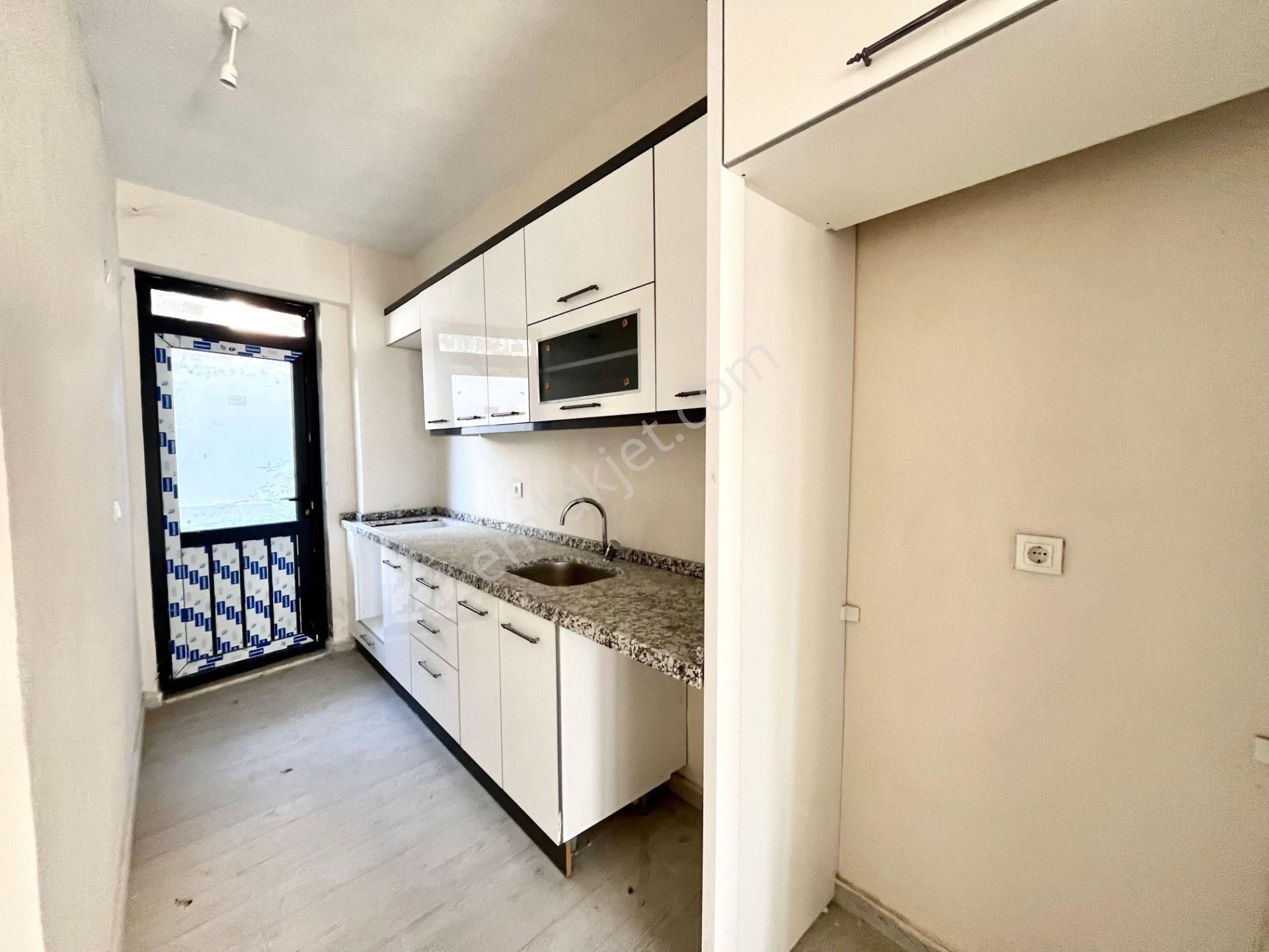 Yüksel'den Güre'de Deniz Ve Dağ Manzaralı Uygun Fiyata Satılık 4+1 Villa