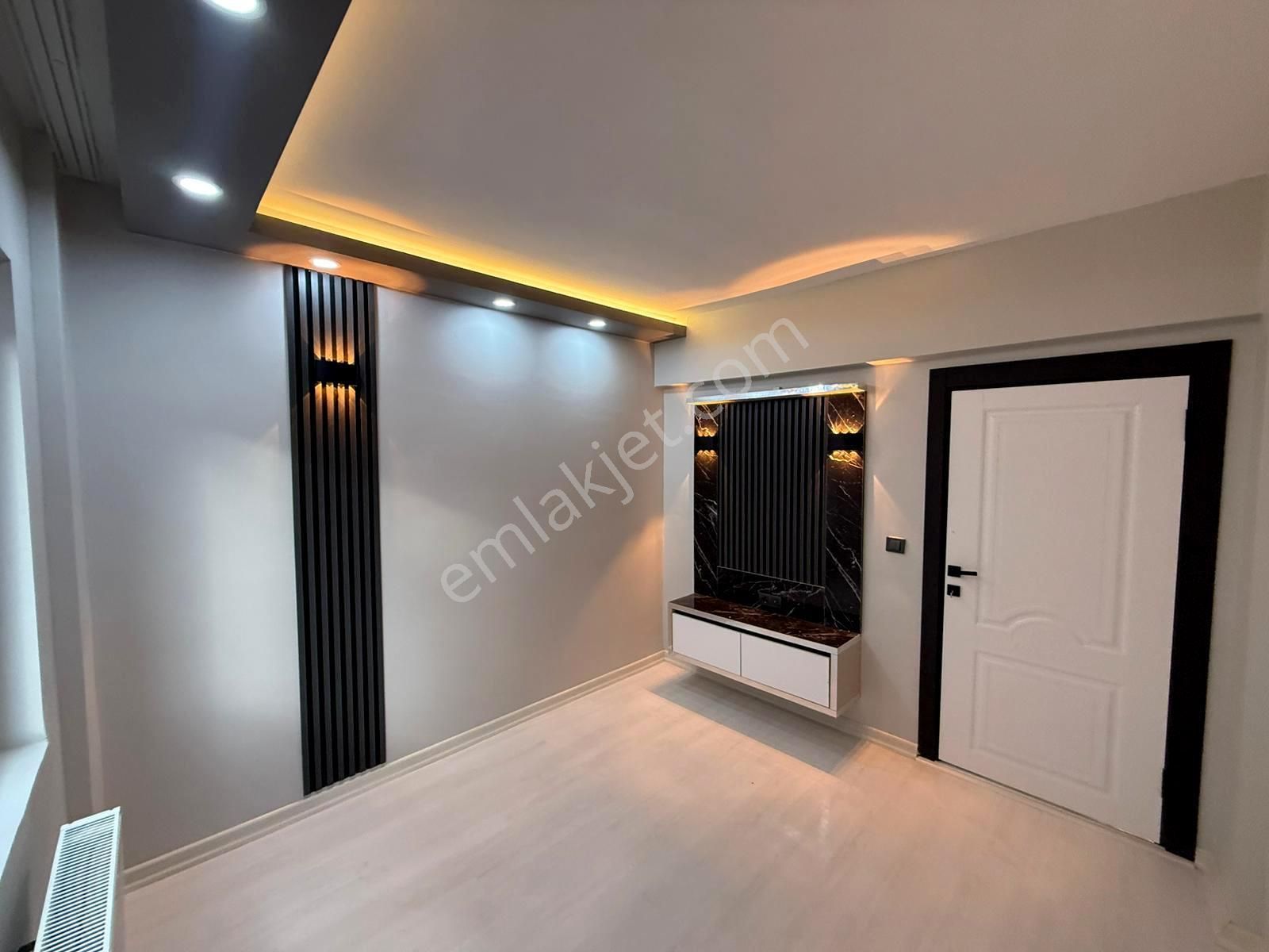 Emre Emlak'tan Akşemsettin'de Full Lüks Yapıda Arakat 3+1 Satılık Daire - Görsel 13