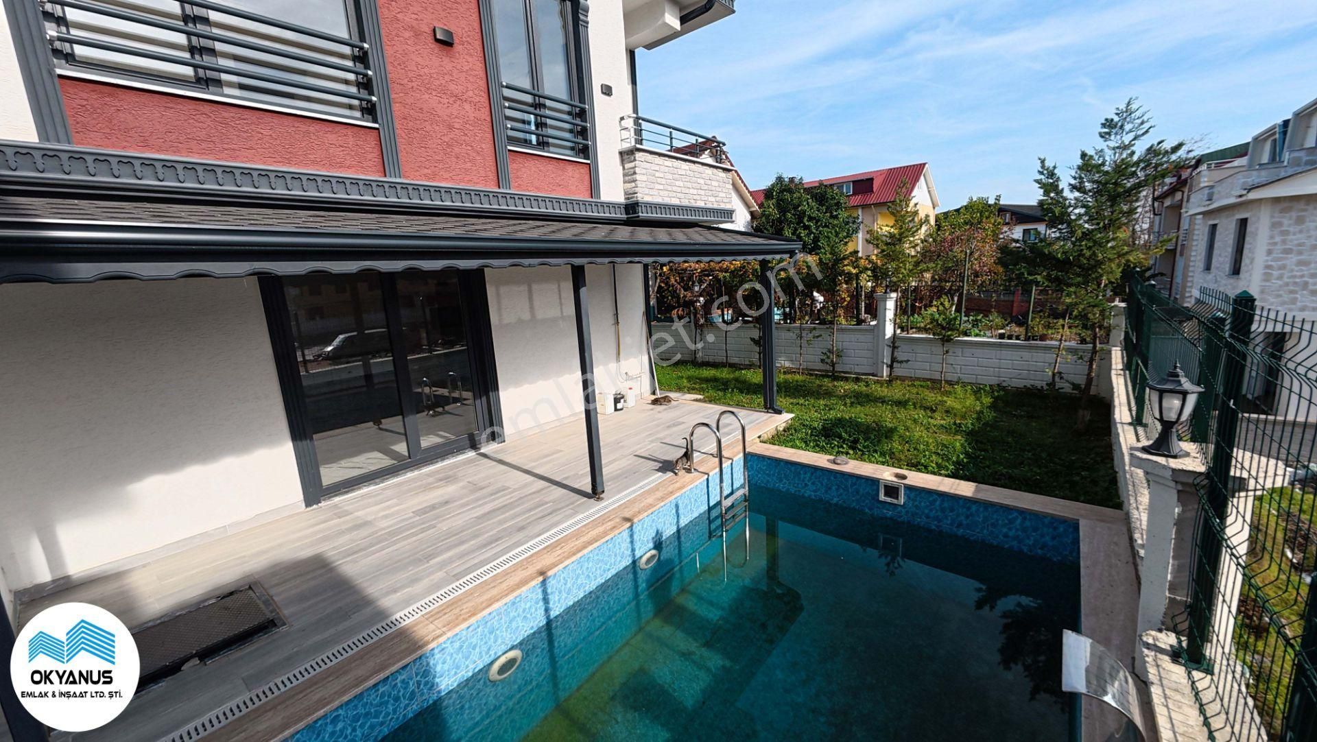 Sakarya Kocaali’de Deniz Manzaralı Havuzlu Geniş Bahçeli 4+1 Villa - Görsel 8