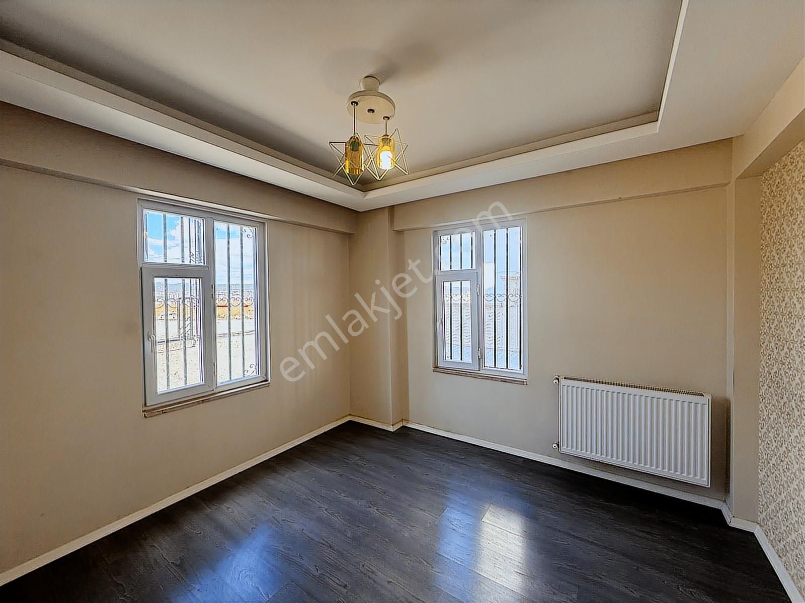 Fırsat Diresi 2+1 Satılık Giriş Kat