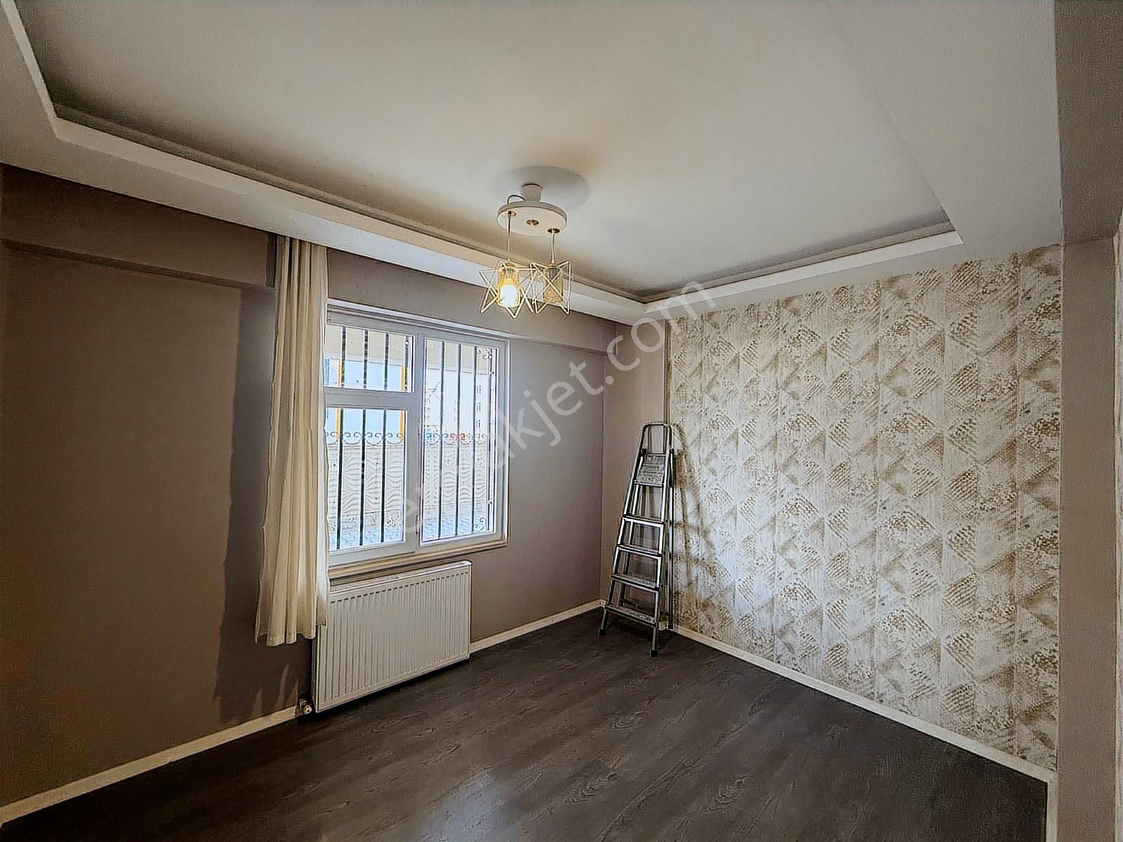 Fırsat Diresi 2+1 Satılık Giriş Kat - Görsel 6