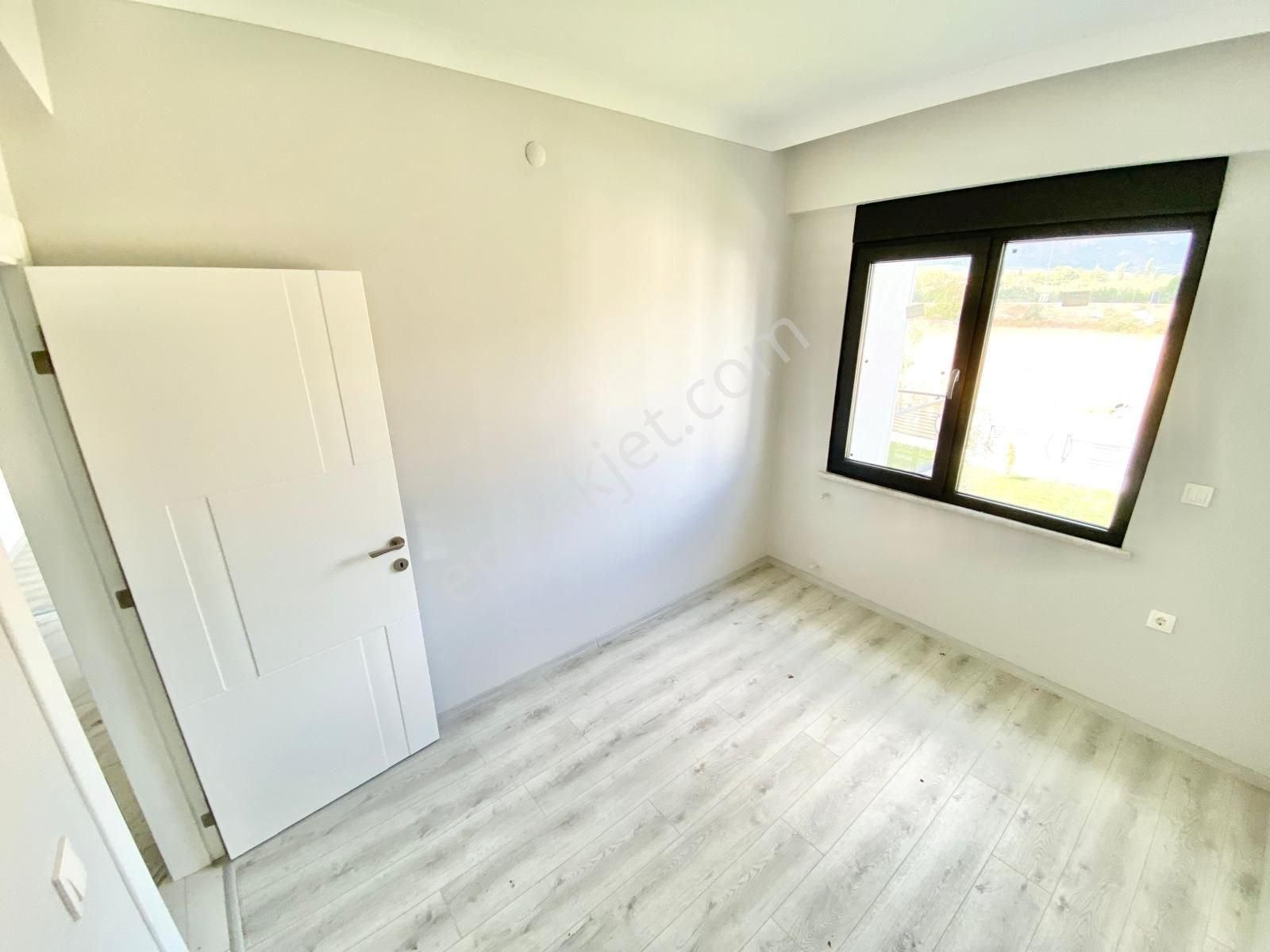 Yükselden Güre De Muhteşem Bir Proje Denize 500 Metre 2+1 Daire - Görsel 13