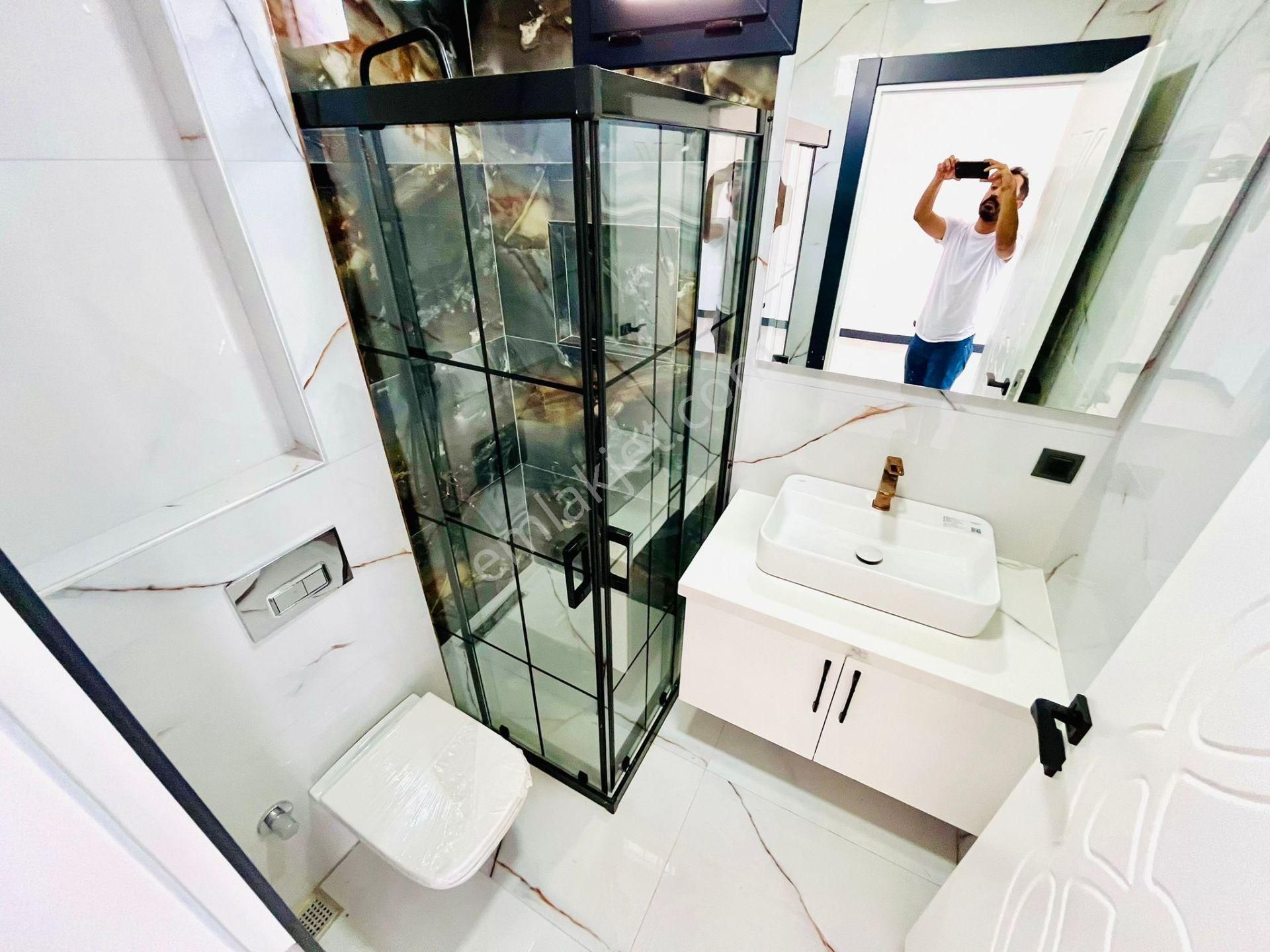 Yükselden Havuzlu Kapalı Otopark Ayrı Mutfak Kusursuz 5+1 Villa - Görsel 11