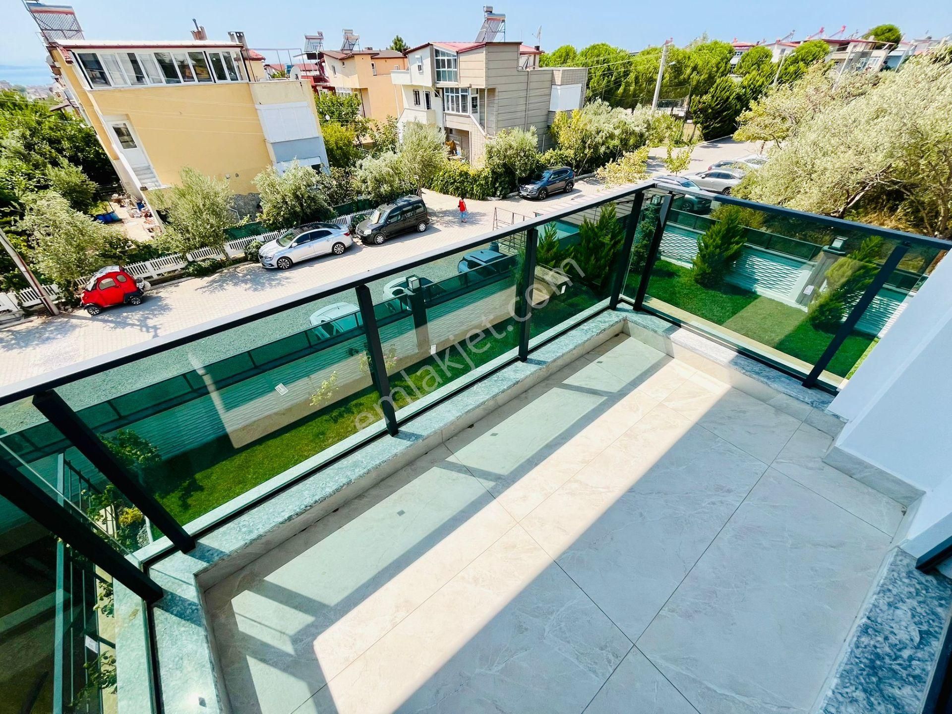 Yükselden Havuzlu Kapalı Otopark Ayrı Mutfak Kusursuz 5+1 Villa - Görsel 23