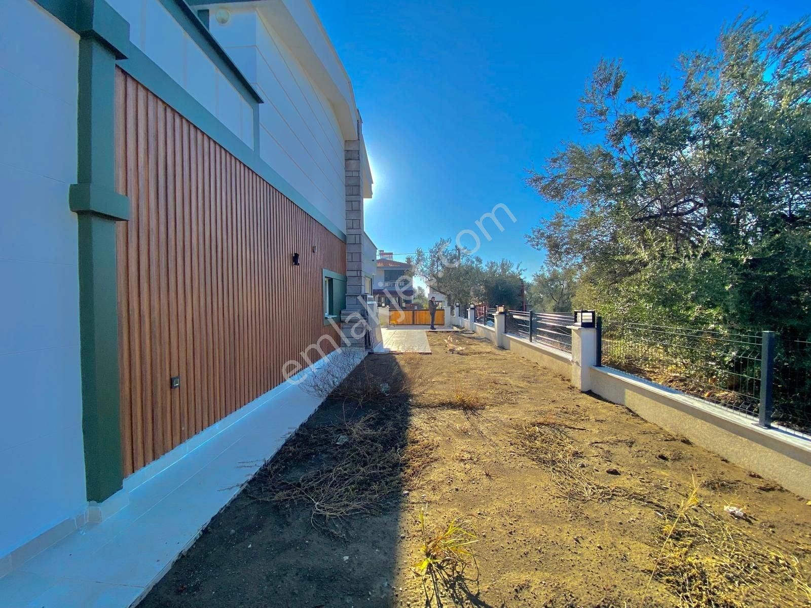Yükselden Müstakil Deniz Manzaralı 420 M2 Arsa İçinde Villa - Görsel 29