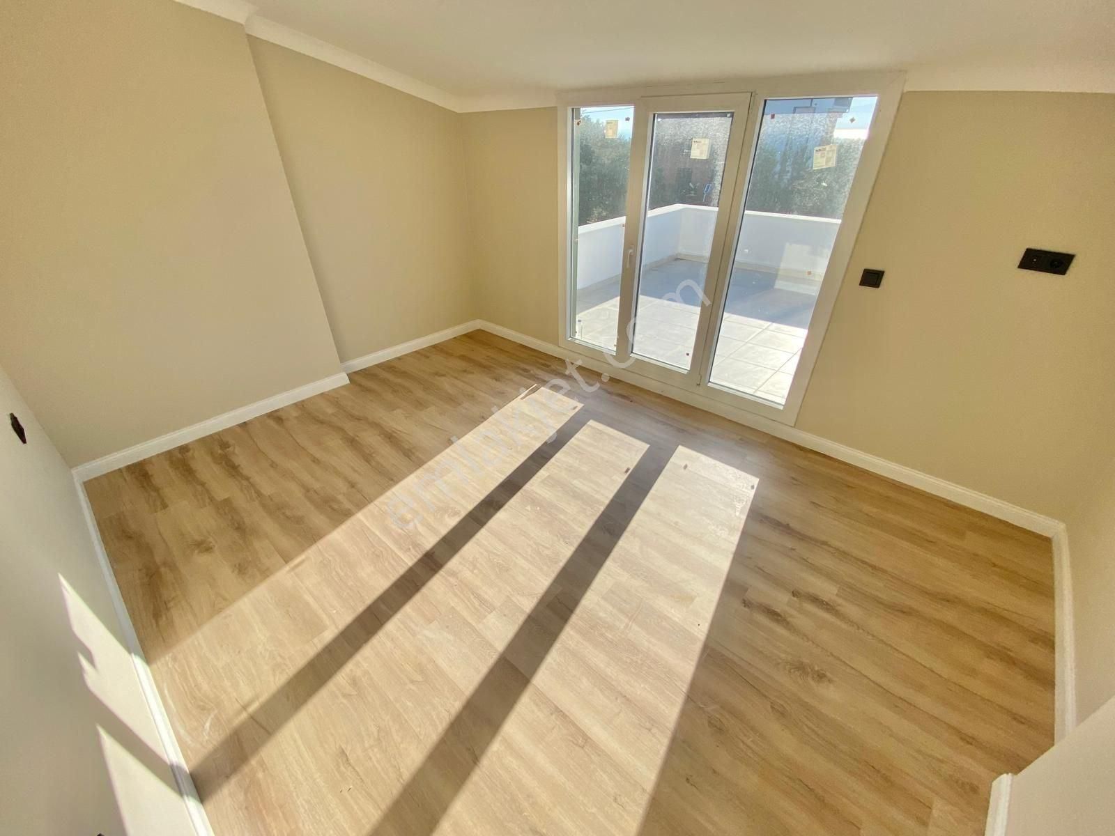 Yükselden Müstakil Deniz Manzaralı 420 M2 Arsa İçinde Villa - Görsel 15