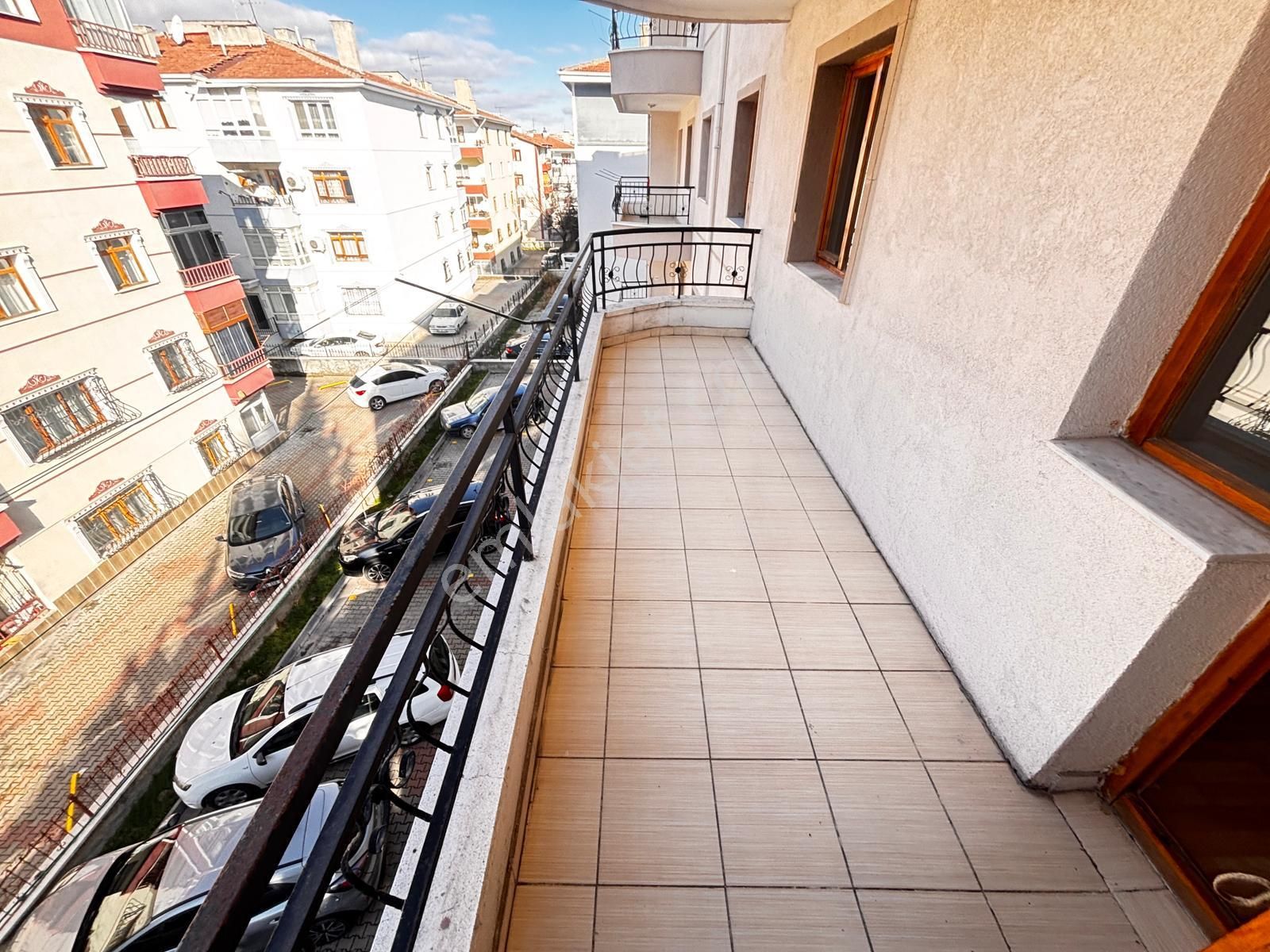 Yılmaz Gayrimenkul'den Mah 3+1 2. Ara Katta 3.819 Pazarlıklı Yeni Bina Yapılı - Görsel 9