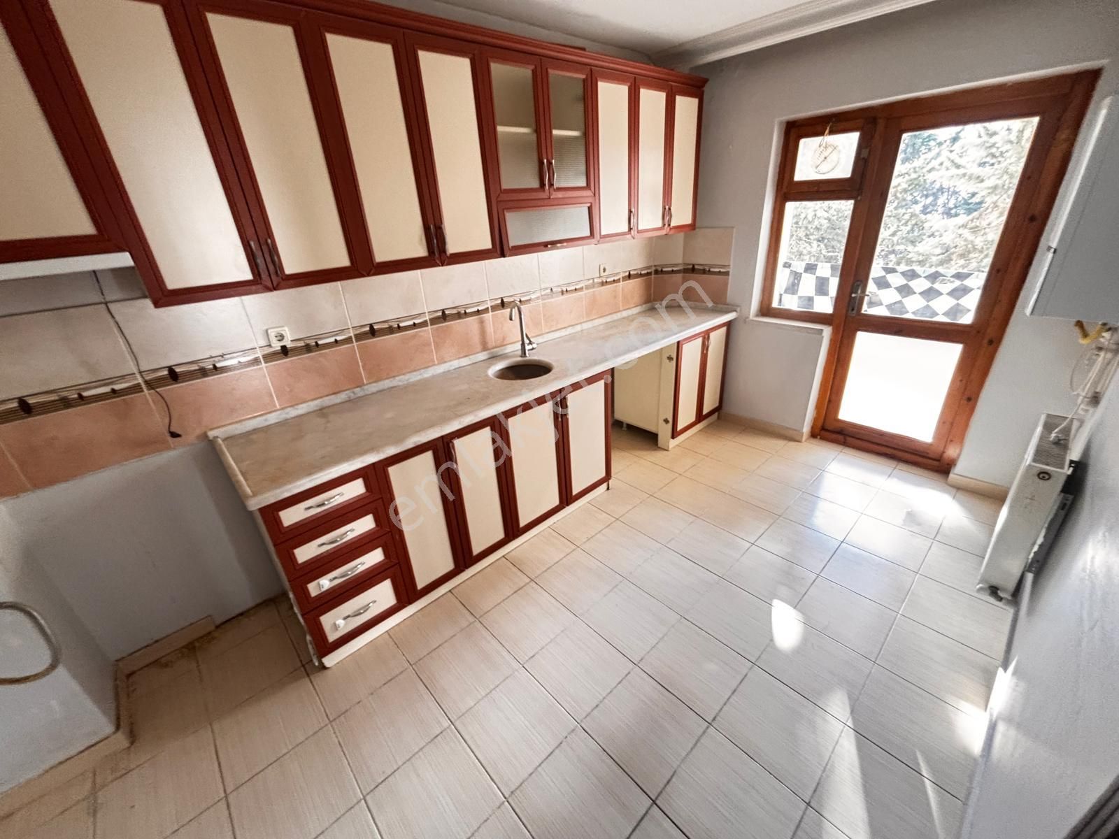 Yılmaz Gayrimenkul'den Mah 3+1 2. Ara Katta 3.819 Pazarlıklı Yeni Bina Yapılı - Görsel 23