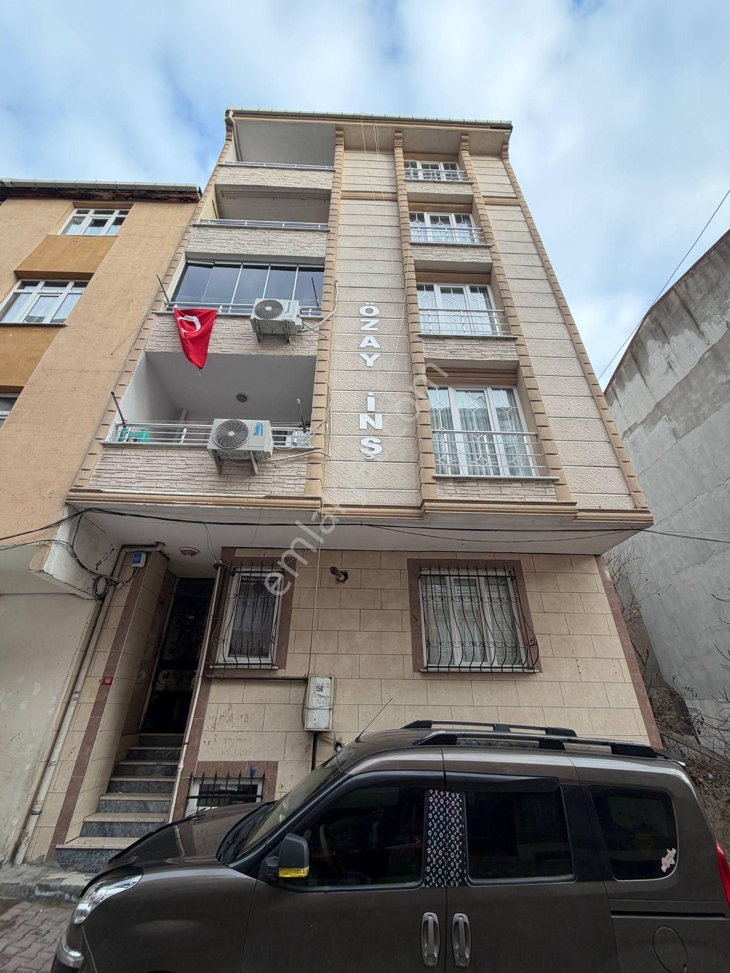 Esenyurt Pınar Mahallesi 2+1 Cam Seviyesi Yüksek Bahçe Katı Daire Full Dekorlu Müstakil Bahçeli - Görsel 5