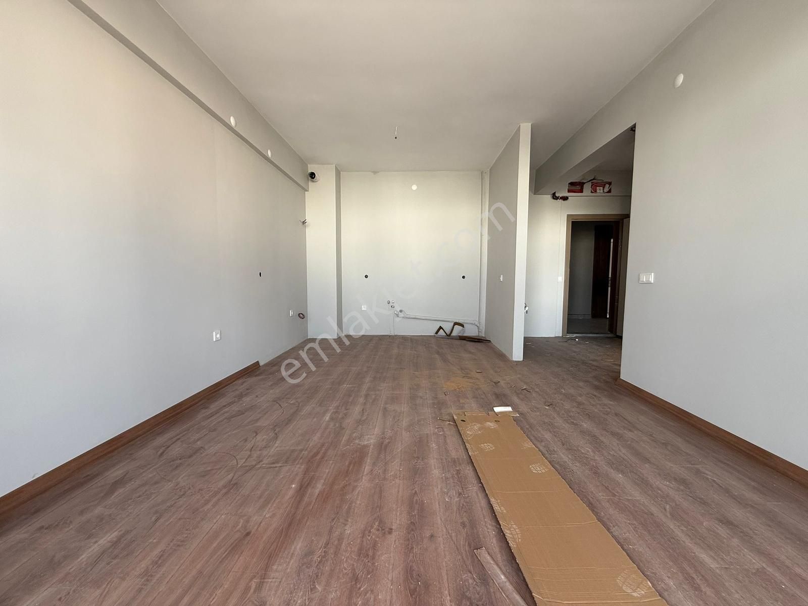 Mamak Altınevler Mah. Plevne Caddesinde Sıfır Lüks 2+1 Satılık - Görsel 3