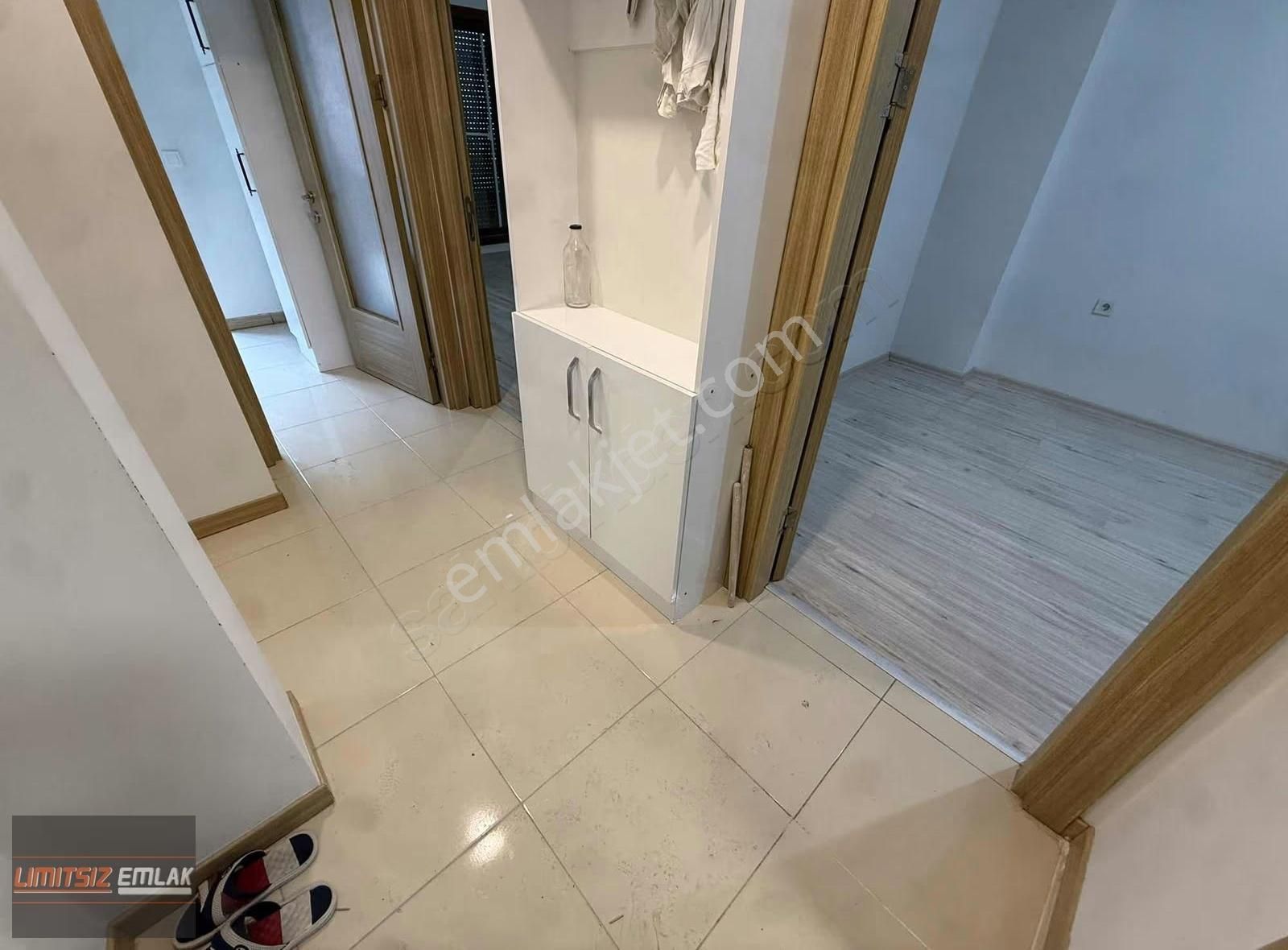 Şemikler'de | 2+1 Arakat | Kapalı Mutfak | Doğalgazlı + Klimalı - Görsel 21