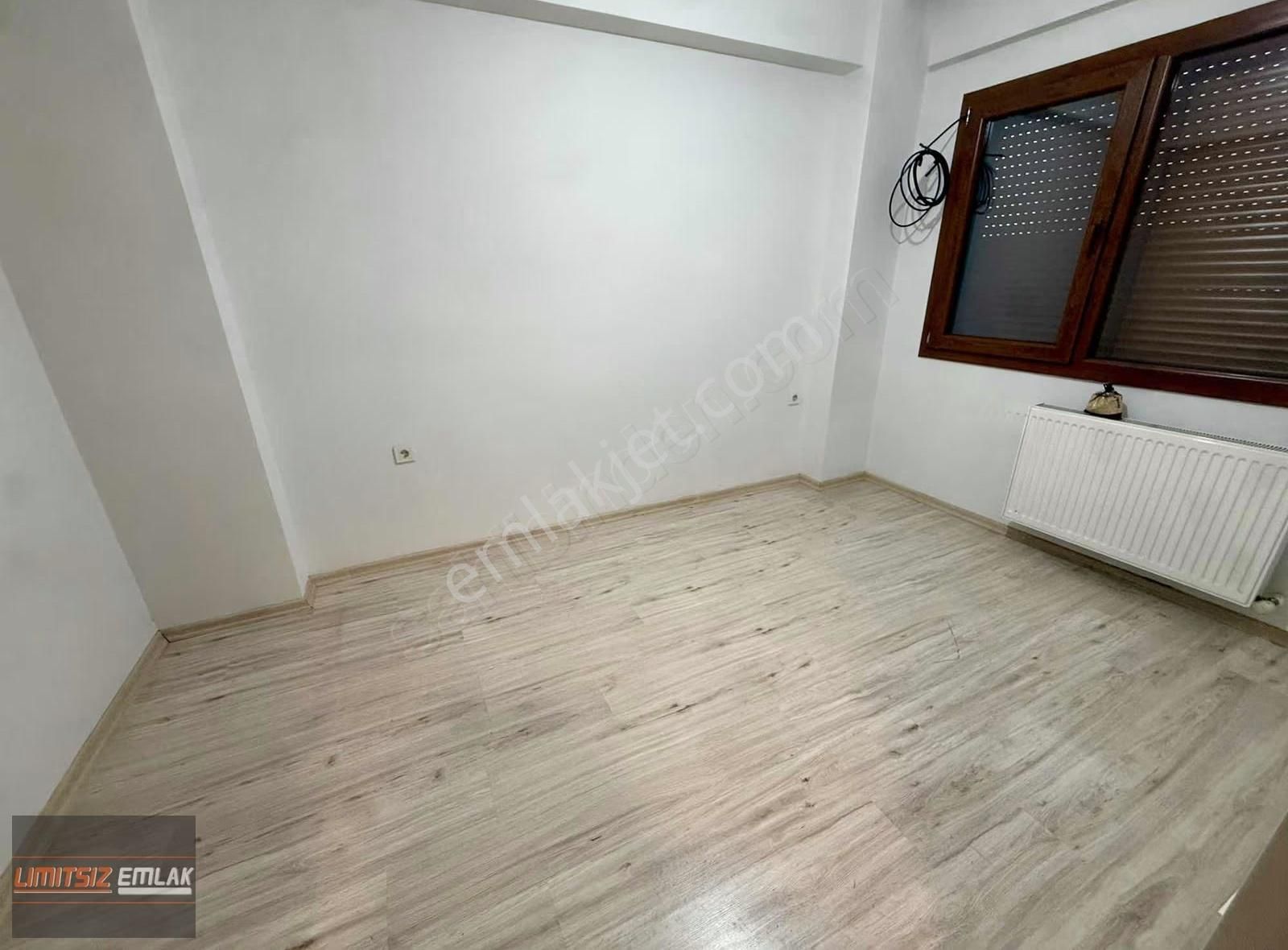 Şemikler'de | 2+1 Arakat | Kapalı Mutfak | Doğalgazlı + Klimalı - Görsel 18