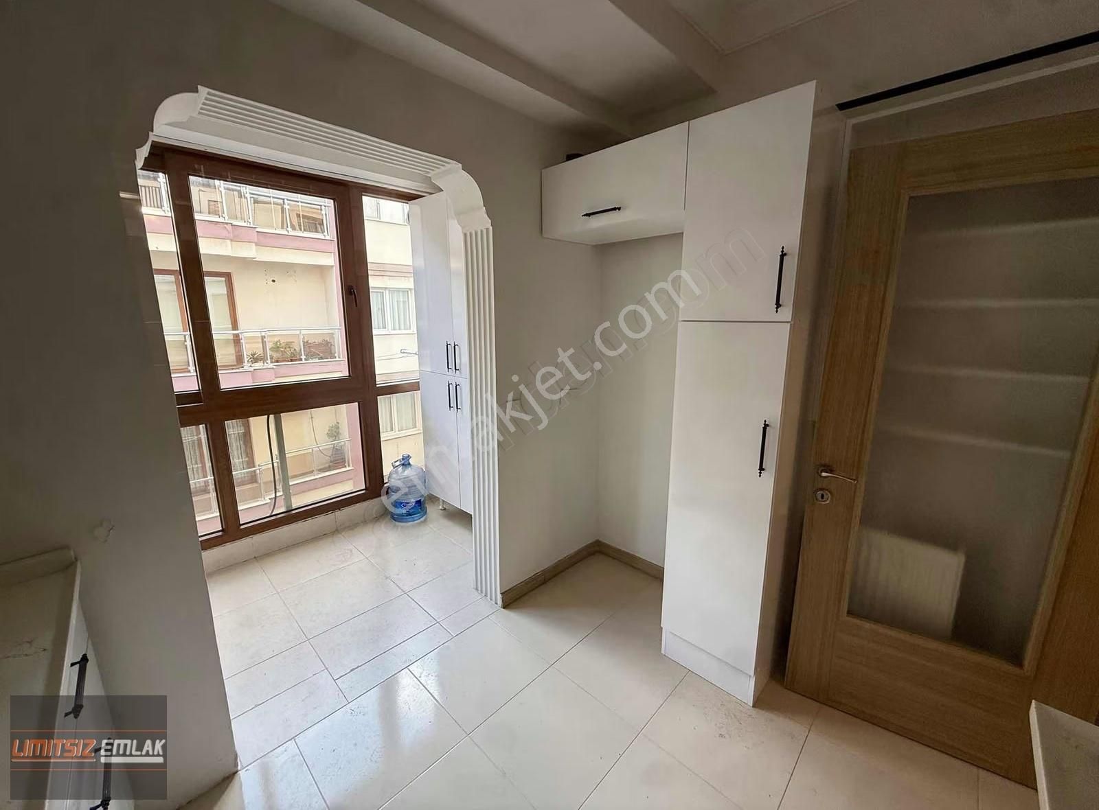 Şemikler'de | 2+1 Arakat | Kapalı Mutfak | Doğalgazlı + Klimalı - Görsel 13