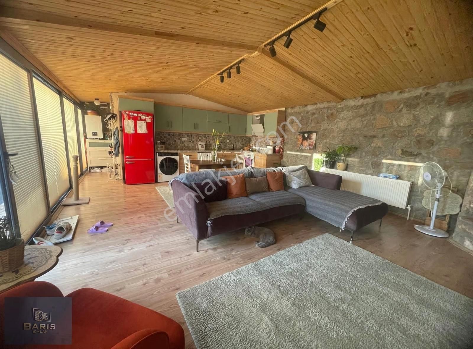 Çanakkale Ezine Yavaşlar Köyünde Satılık Muazzam Köy Evi - Görsel 14