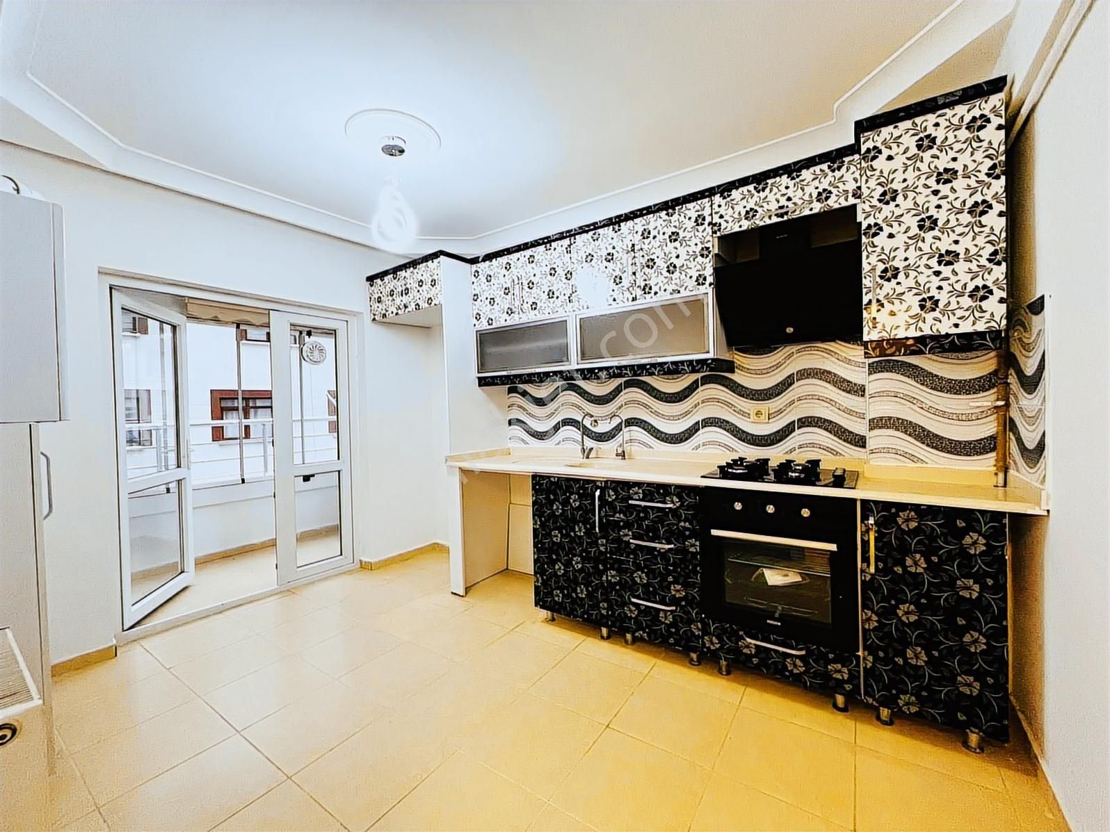 Lüxova'dan Şehit Kubilay'da Ebeveyn Banyolu Arakat 3+1 Daire - Görsel 18