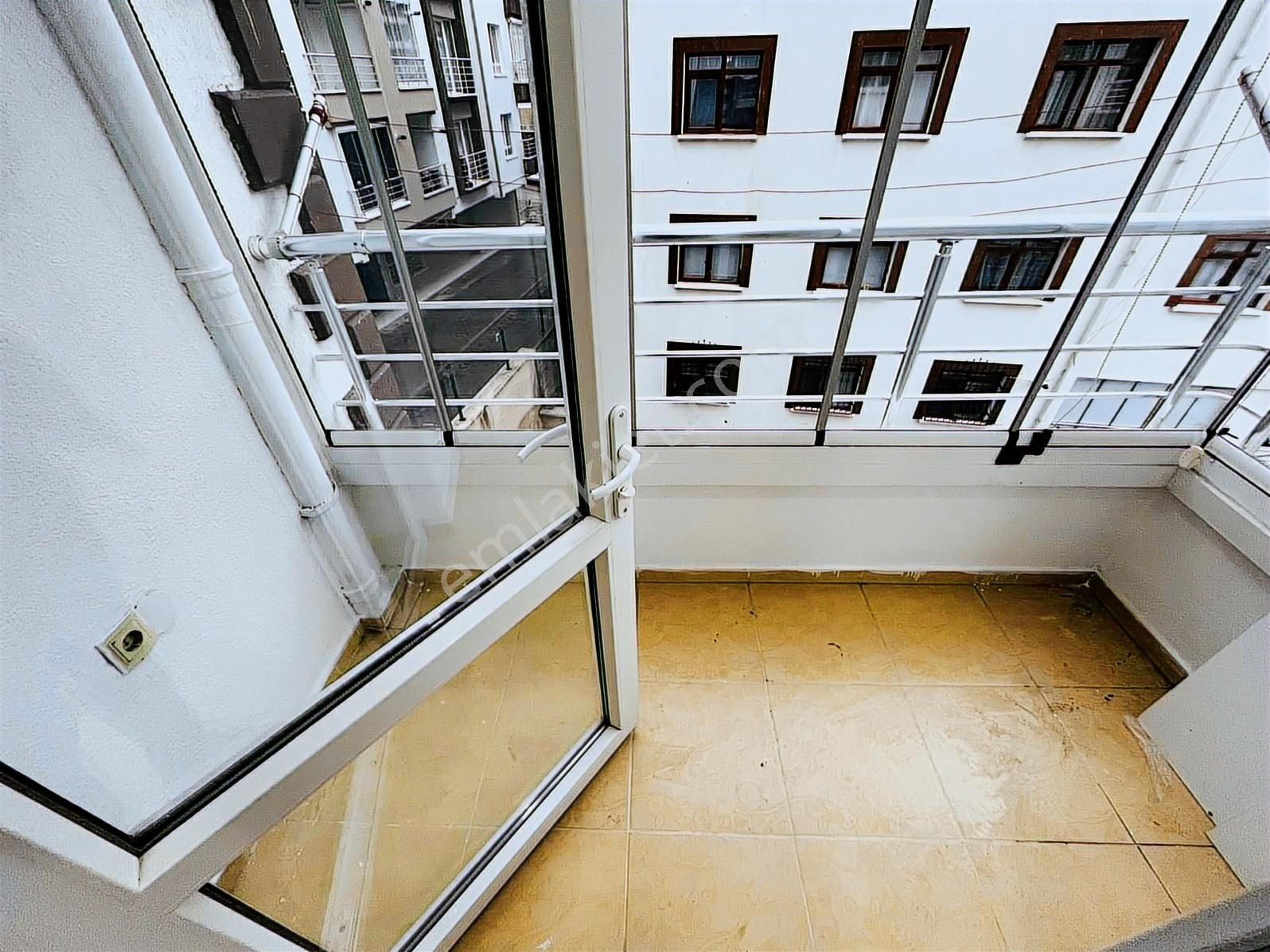 Lüxova'dan Şehit Kubilay'da Ebeveyn Banyolu Arakat 3+1 Daire - Görsel 24