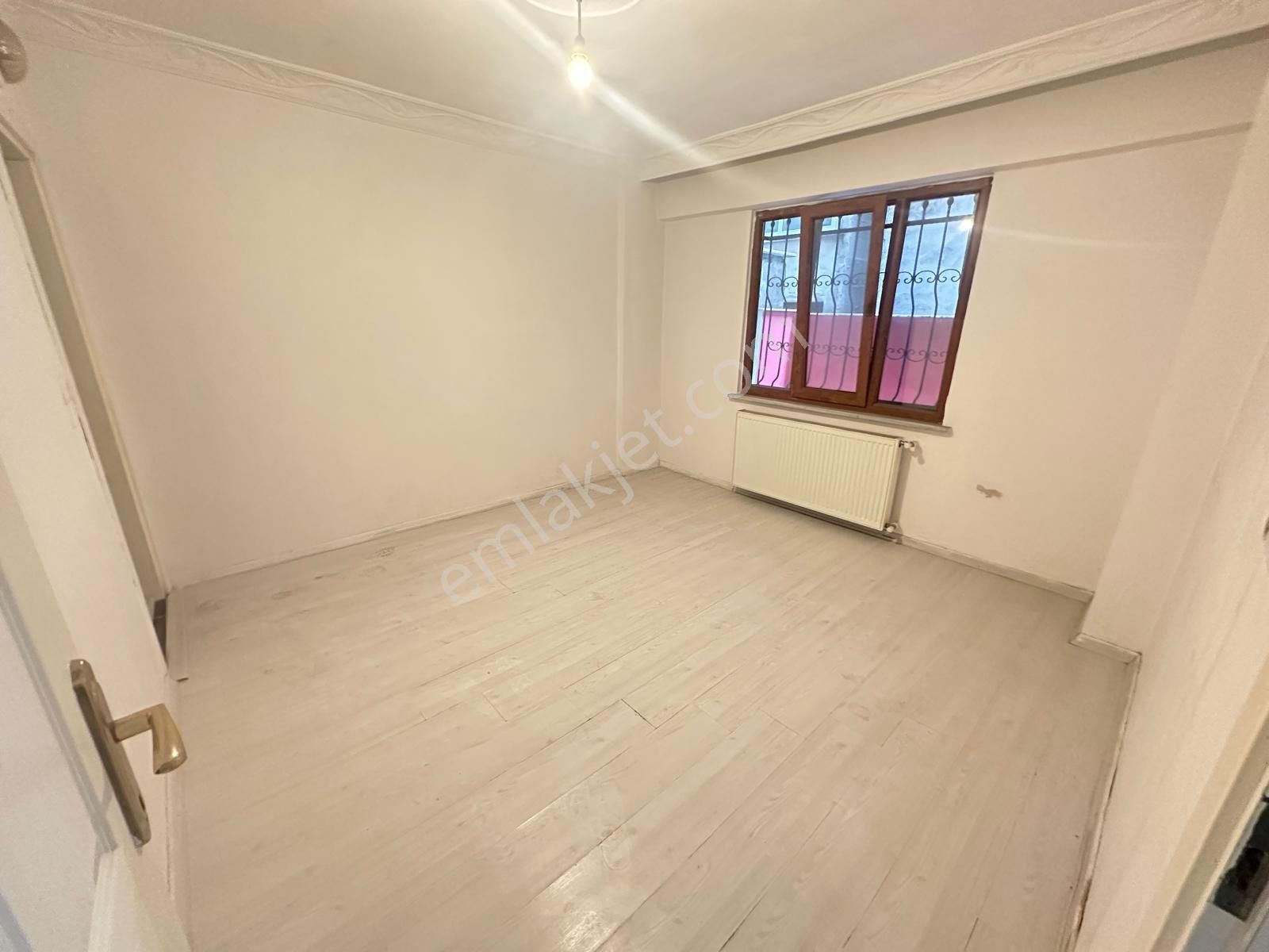 İsmetpaşa Mh. 100m2 Camları Yüksek Ebeweyn Banyolu Daire - Görsel 4